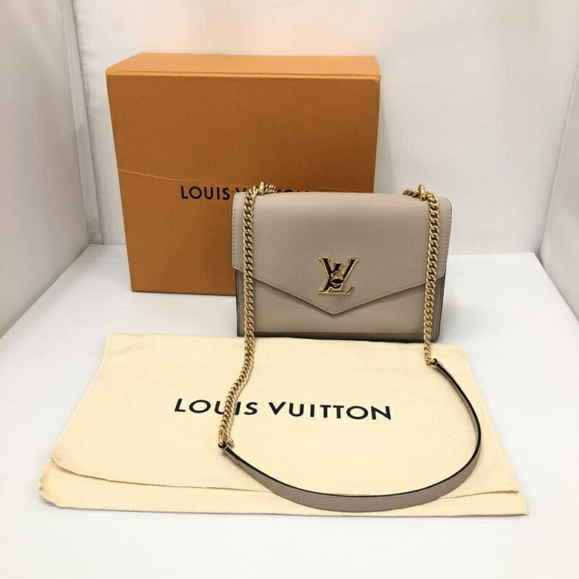 LOUIS VUITTON M56137 My Lock Me Chain Shoulder Bag Louis Vuitton