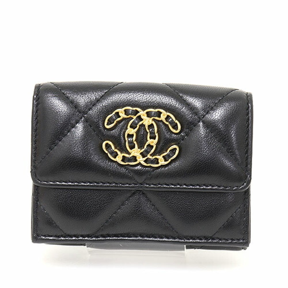 Chanel CHANEL 19 Small Flap Wallet Lambskin Black Red Gold Metal Fittings  AP1789 Trifold Dizeneuf Matrasse Cocomark Rope Design 30s