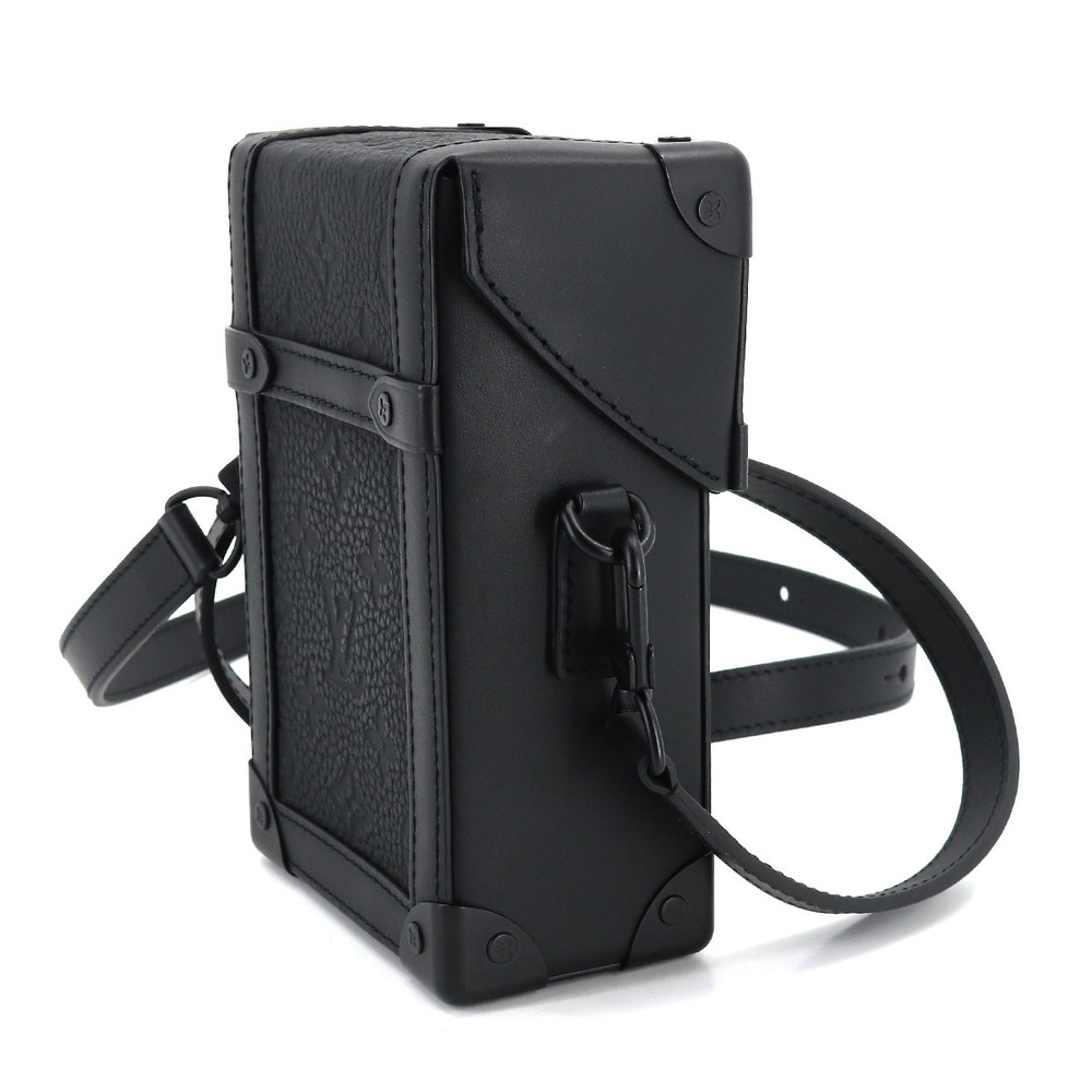 Louis Vuitton LOUIS VUITTON Vertical Trunk Wearable Wallet Shoulder Bag  Taurillon Leather Black M82070