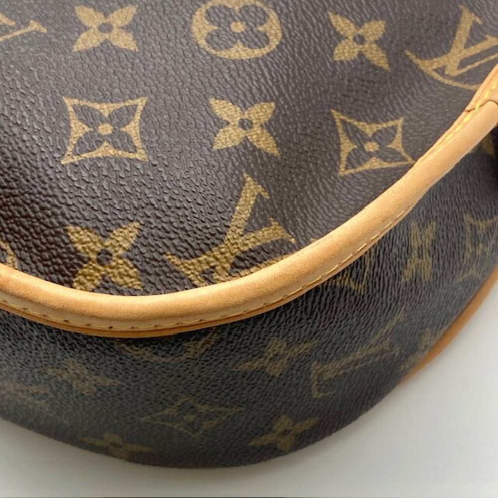 Authentic Louis Vuitton Monogram Menilmontant PM Crossbody Handbag M40474