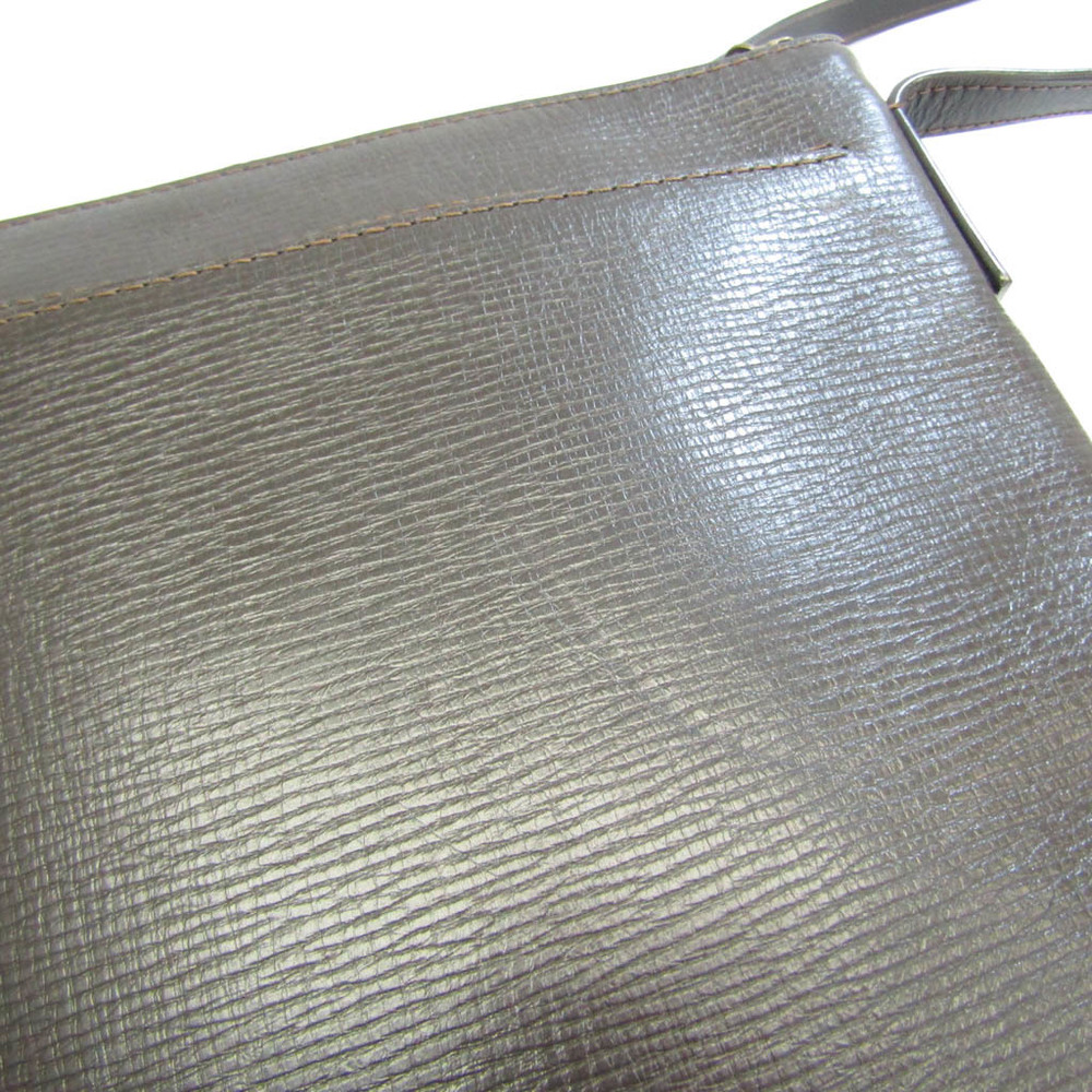 Authentic Louis Vuitton Utah Leather Messenger Bag Coffee Color