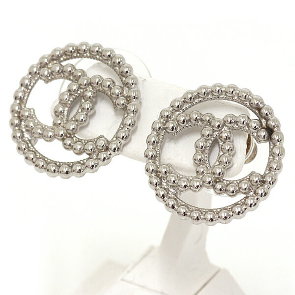 Chanel CHANEL earrings here mark round metal C22C silver