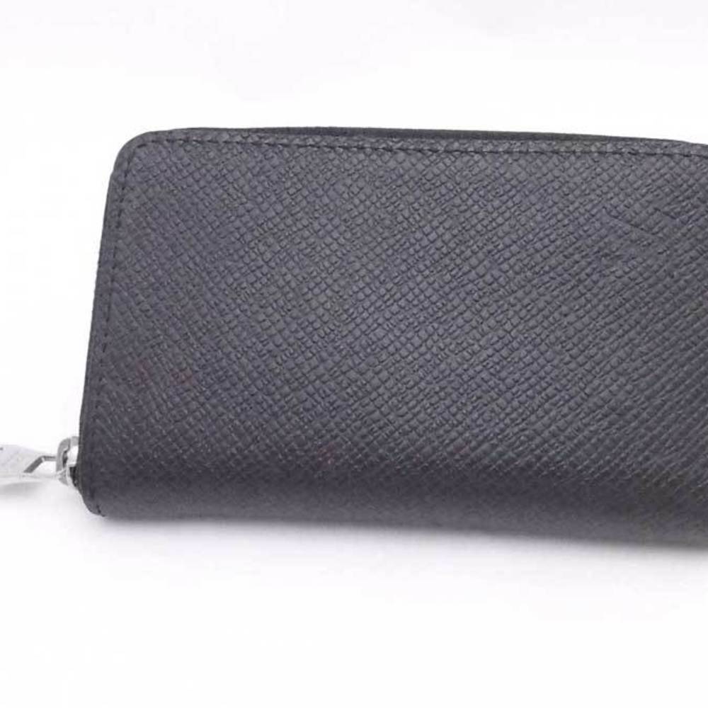 LOUIS VUITTON Coin Case Taiga Zippy Purse Black Men's M95616