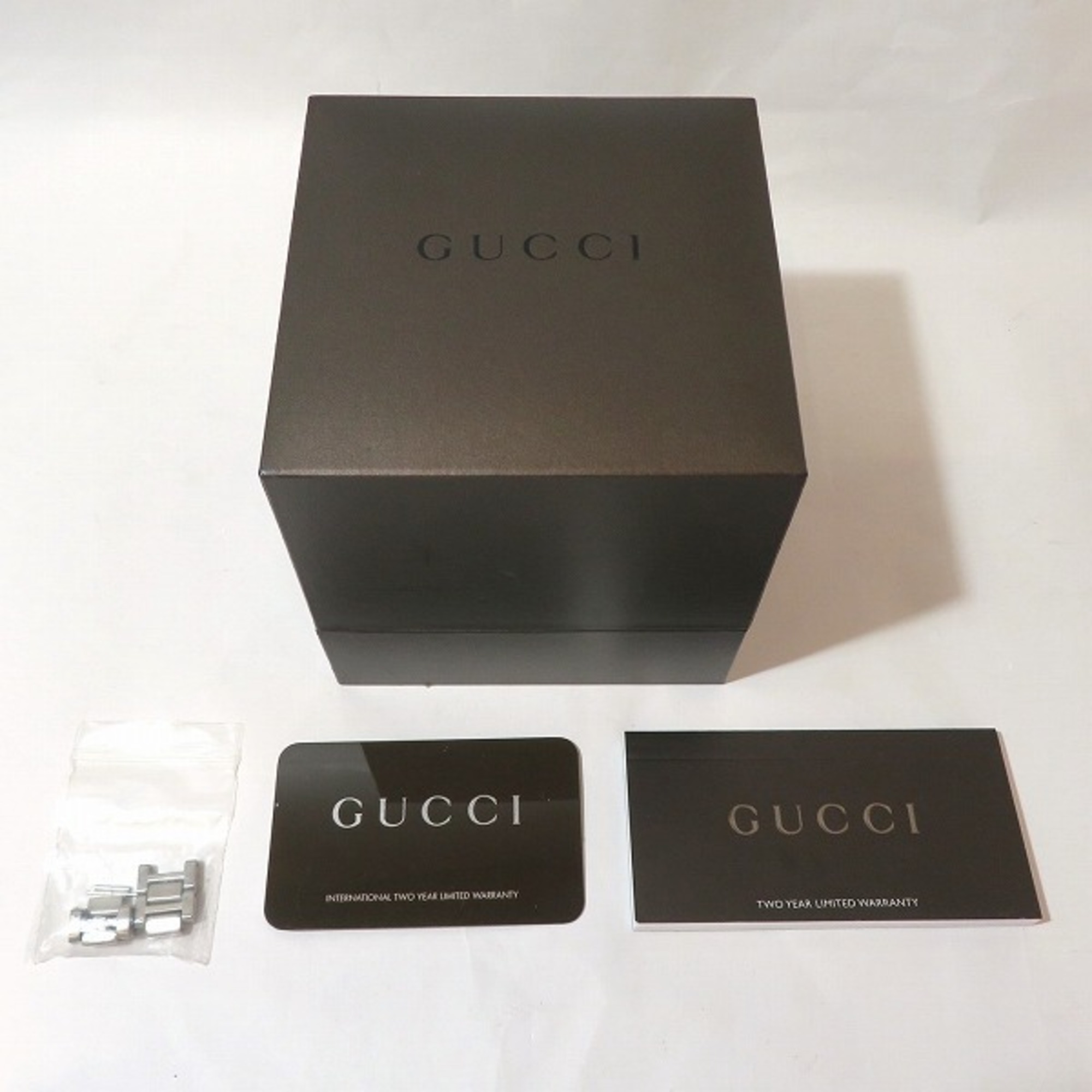 Gucci GUCCI 8900L quartz date watch ladies