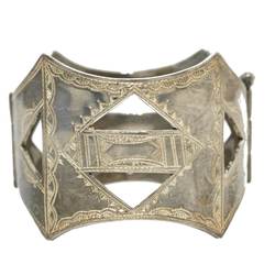 Hermes Metal Scarf Ring Silver Lugate Shane Dunkle | eLADY Globazone