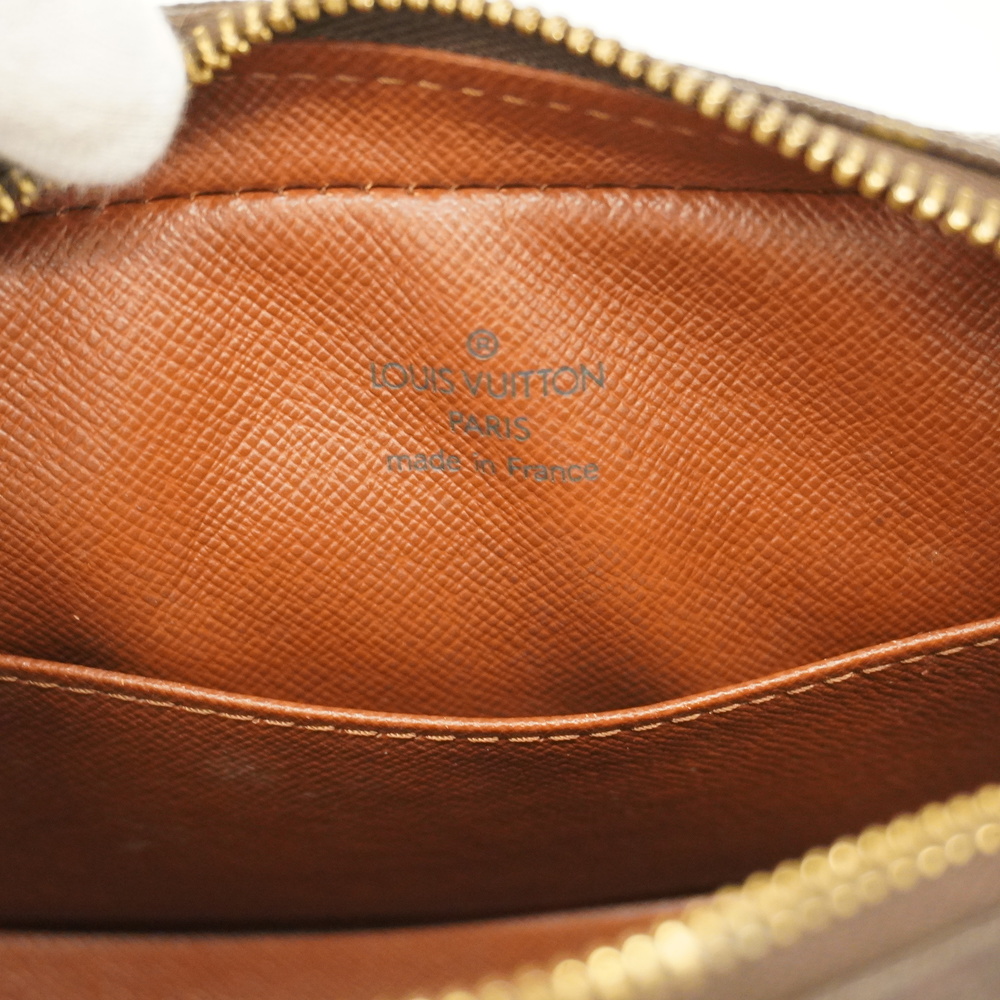 Auth Louis Vuitton Monogram Pochette Shite M51183 Women's Shoulder Bag