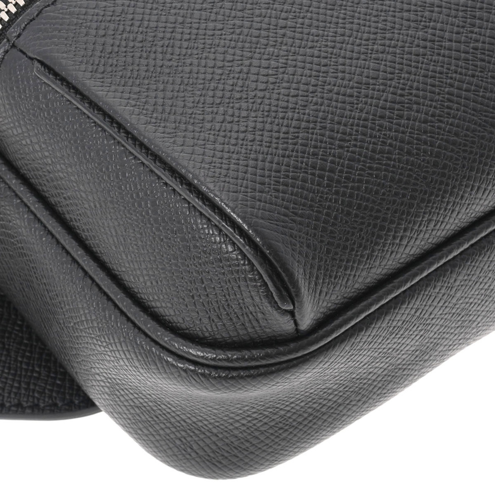 Louis Vuitton M33438 Taiga Leather Bum Bag Body Bag Black Color