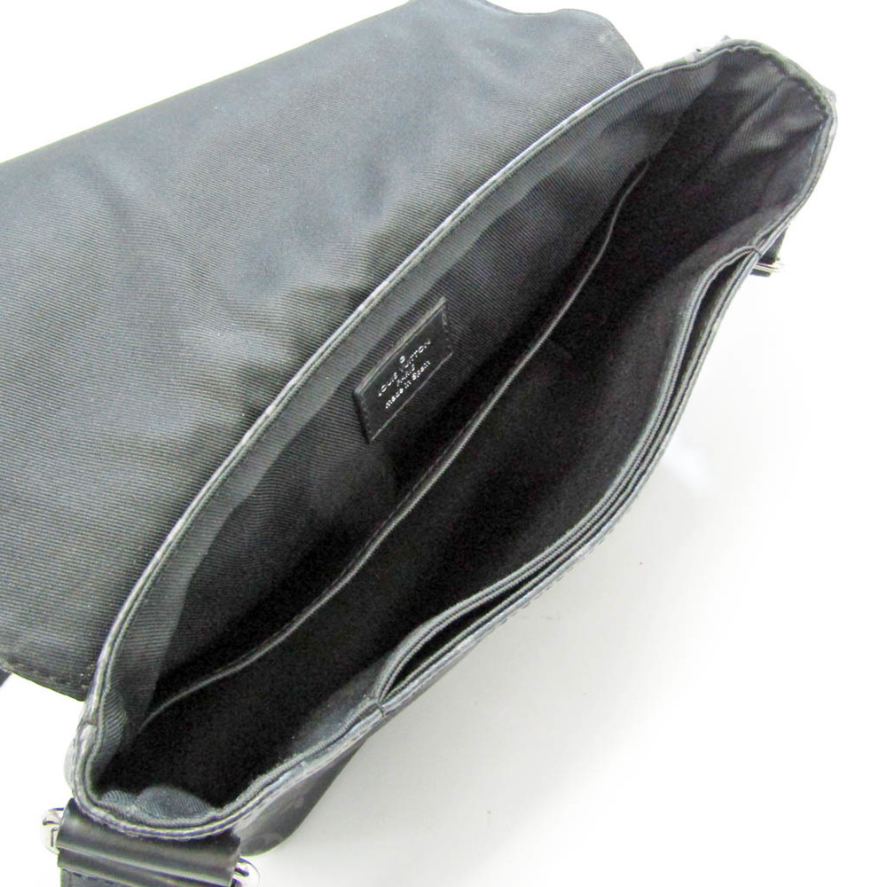 Louis Vuitton District PM NM Men's Shoulder Bag M44000 Monogram Eclipse ( Black)