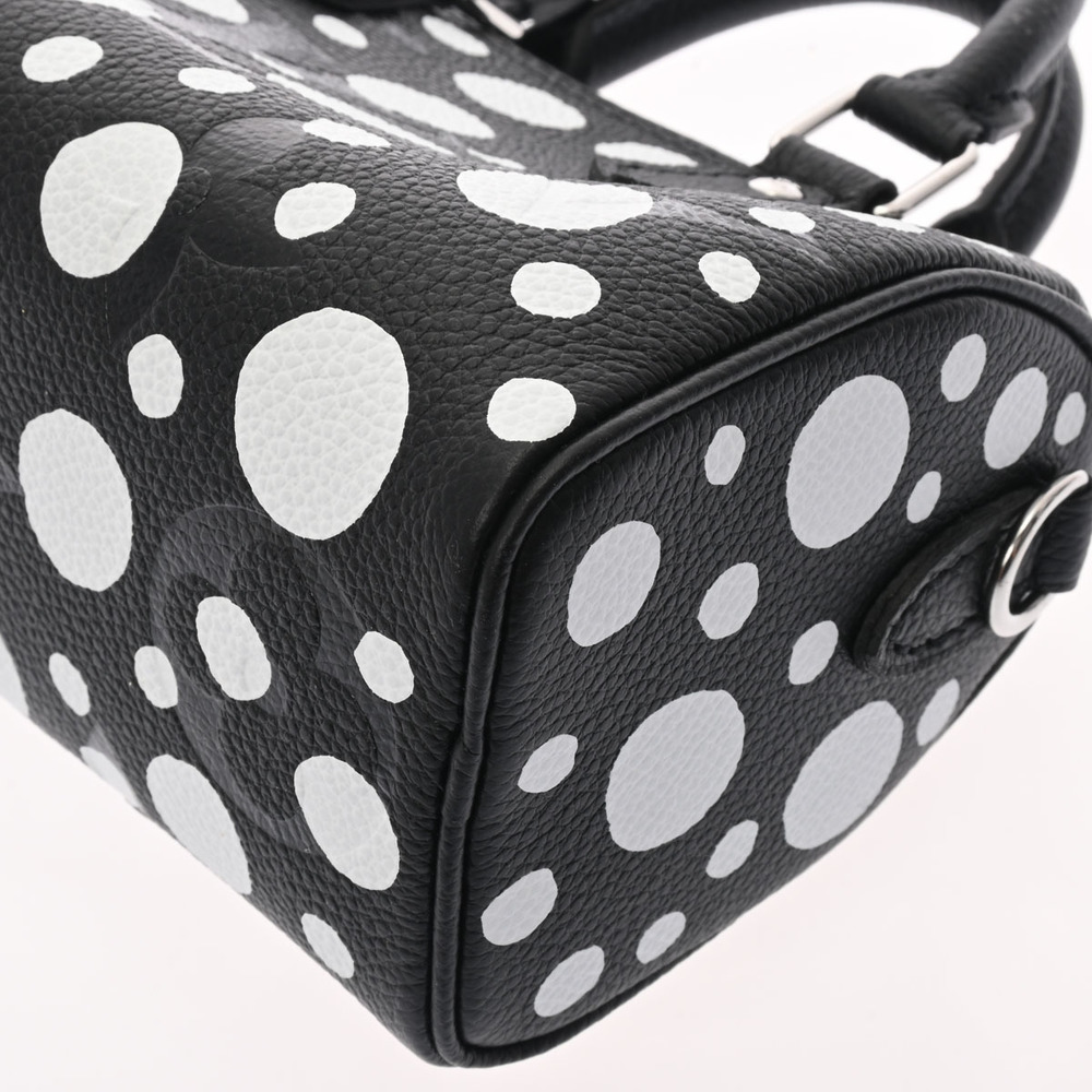 Louis Vuitton x Yayoi Kusama OnTheGo MM Black/White in Grained