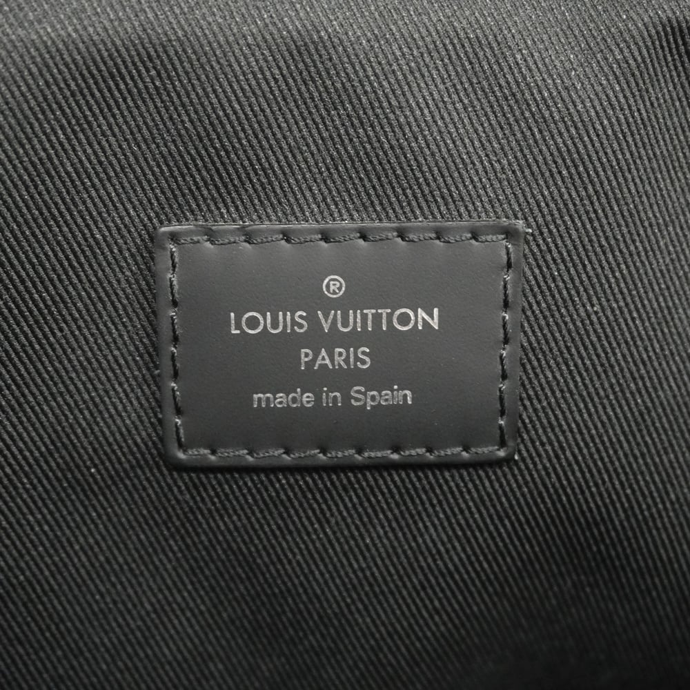 Auth Louis Vuitton Monogram Eclipse District MM NM M44001 Men's
