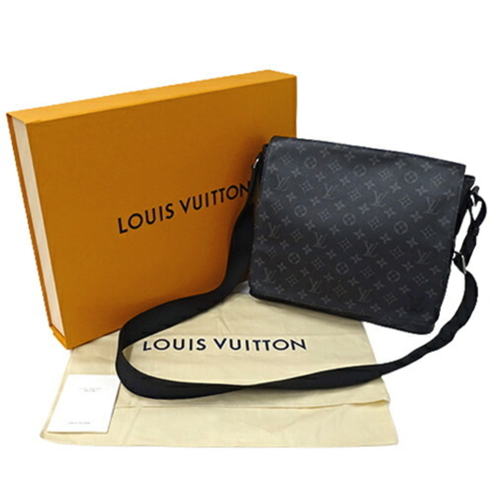 Authenticated used Louis Vuitton District PM NM Men's Shoulder Bag M44000 Monogram Eclipse (Black), Size: (HxWxD): 21cm x 25cm x 7cm / 8.26'' x 9.84