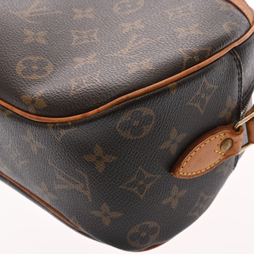 Louis-Vuitton-Monogram-Blois-Crossbody-Shoulder-Bag-M51221