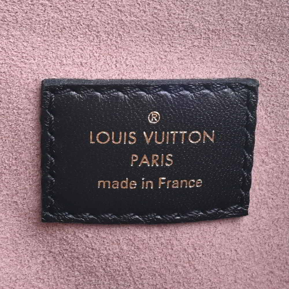 LOUIS VUITTON Louis Vuitton Monogram Lambskin Kussan PM Shoulder