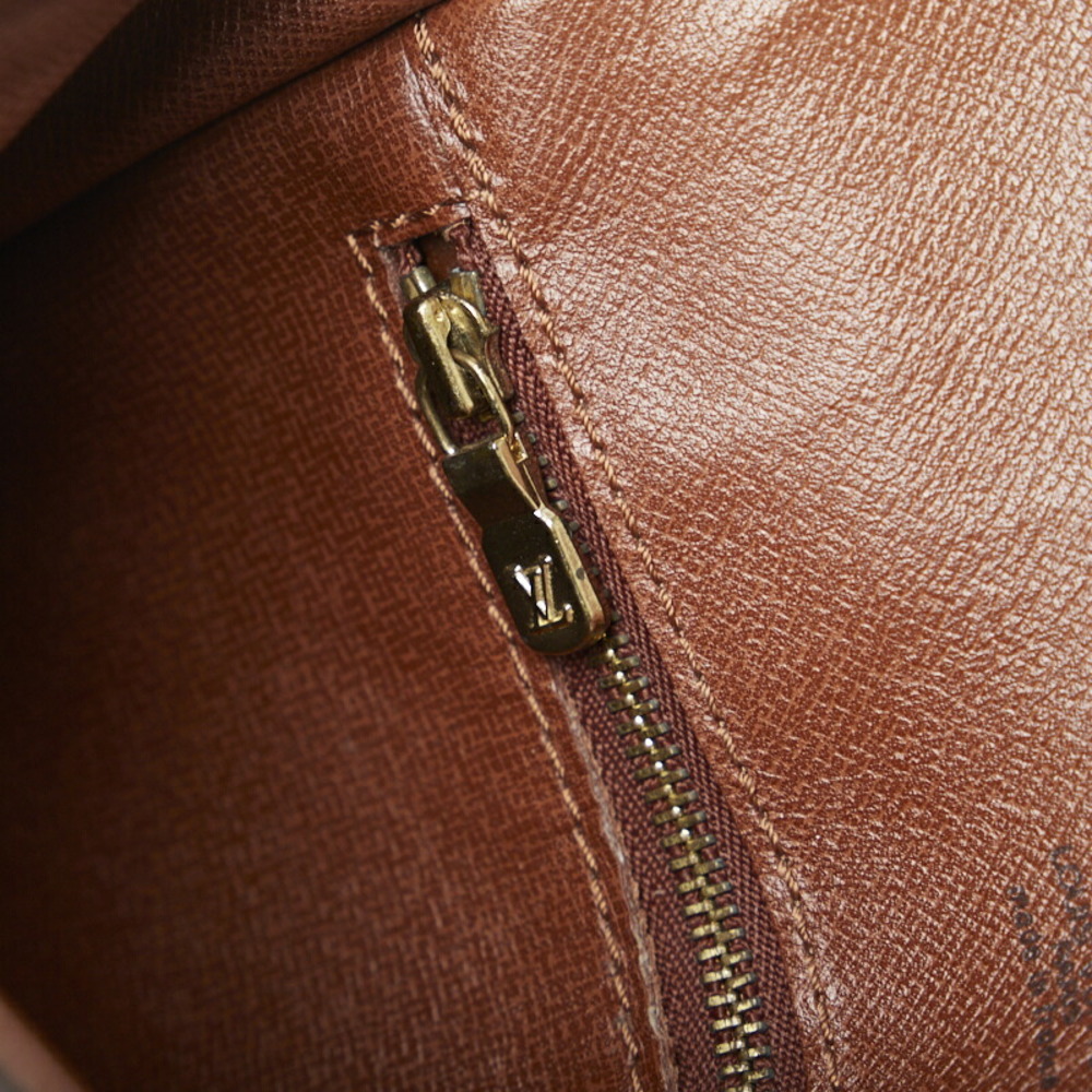 head-to-toe Louis Vuitton - PM - Shoulder - M51234 – Louis Vuitton Reverse  Monogram Dauphine MM - Vuitton - Louis - Shanti - Monogram - Bag