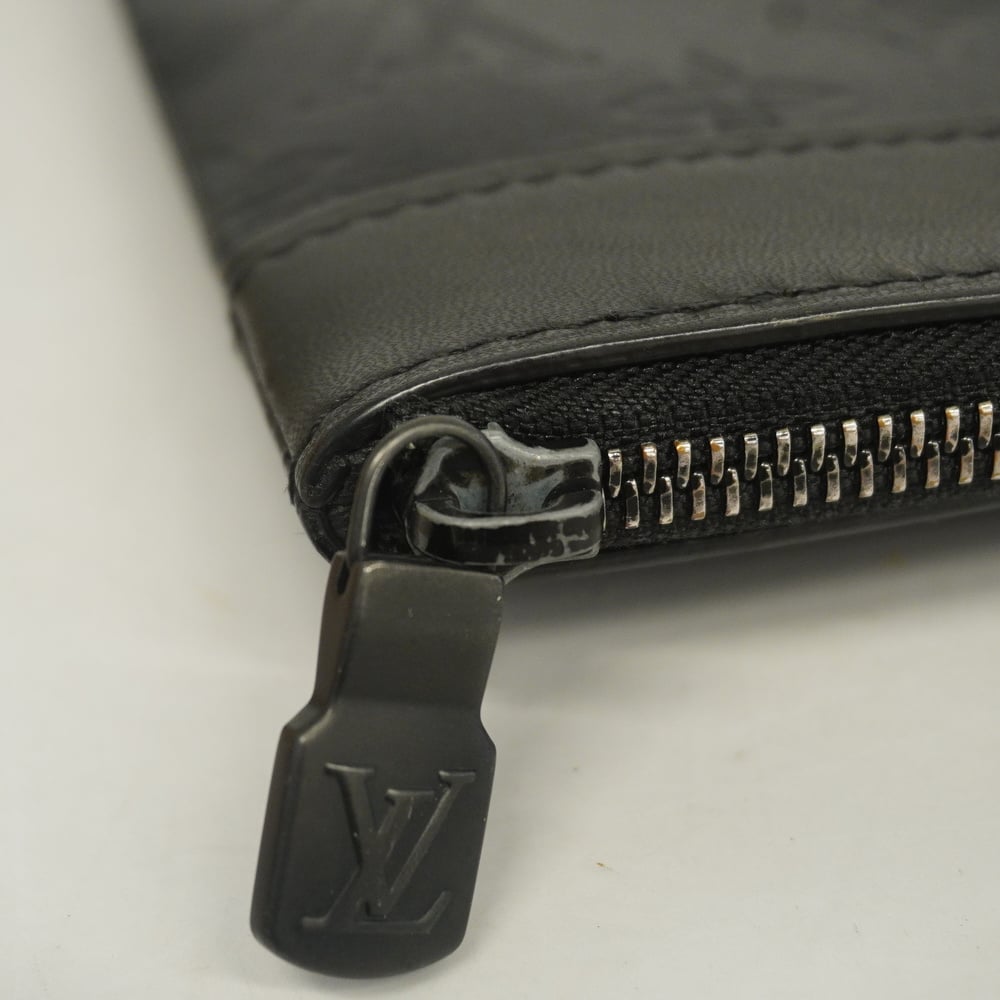 LOUIS VUITTON Monogram Shadow Pochette Discovery Black M62903 Men's Leather  Clutch Bag