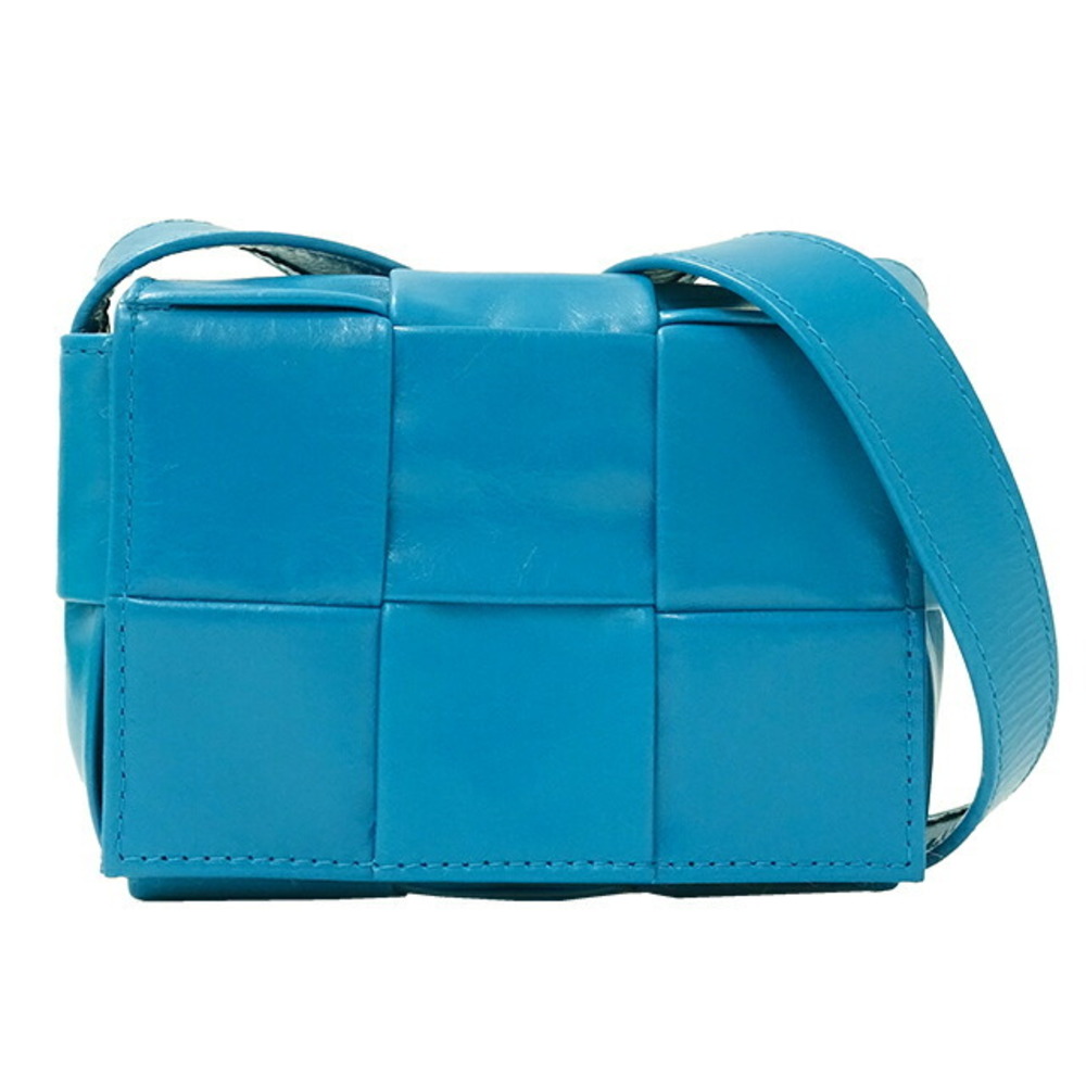 Bottega Veneta Cassette Leather Shoulder Bag in Blue