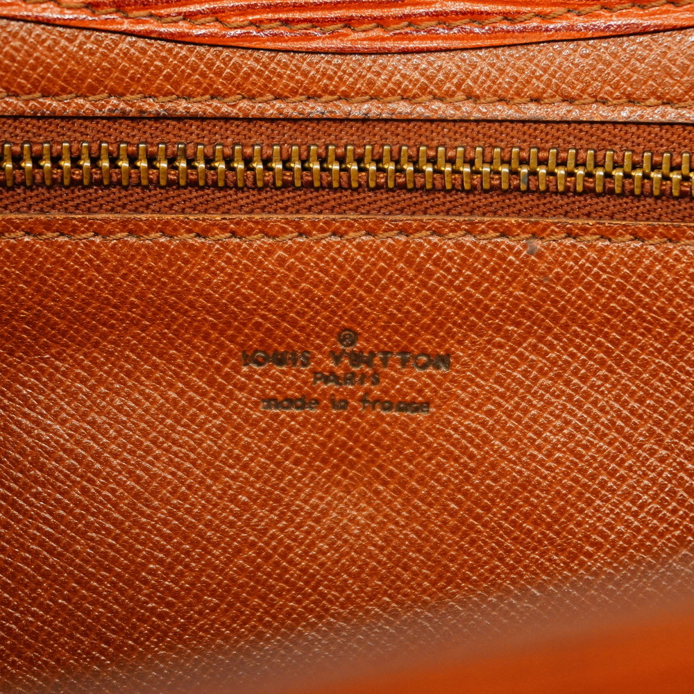 3ae5196] Auth Louis Vuitton Clutch Bag Epi Montaigne 27 M52653 Kenya Brown