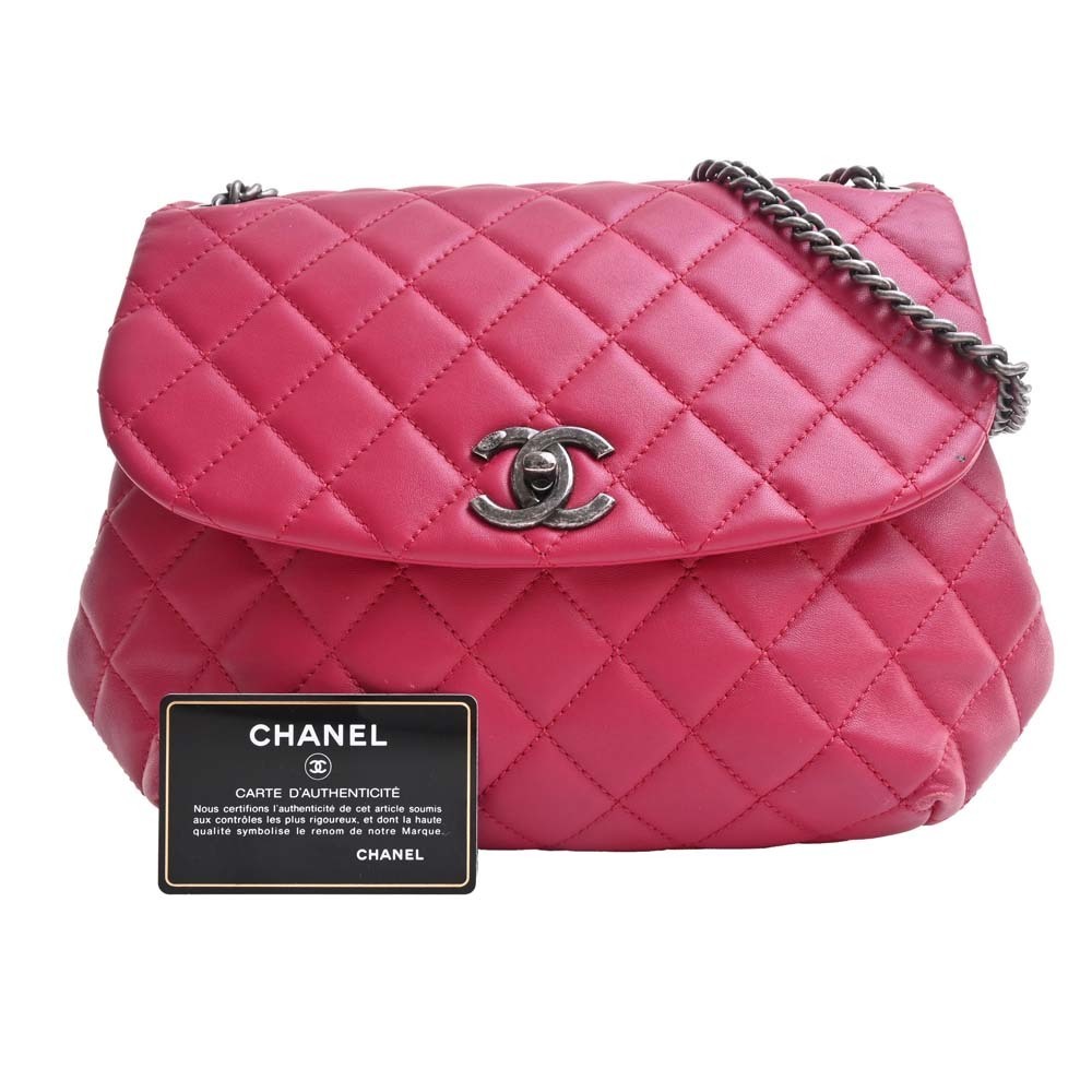 Chanel Coco Luxe Medium Flap Lambskin Shoulder Bag Red
