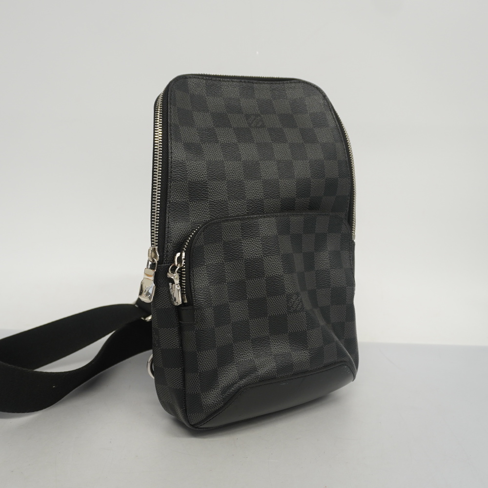 Shop Louis Vuitton DAMIER GRAPHITE Avenue sling bag (N41719) by