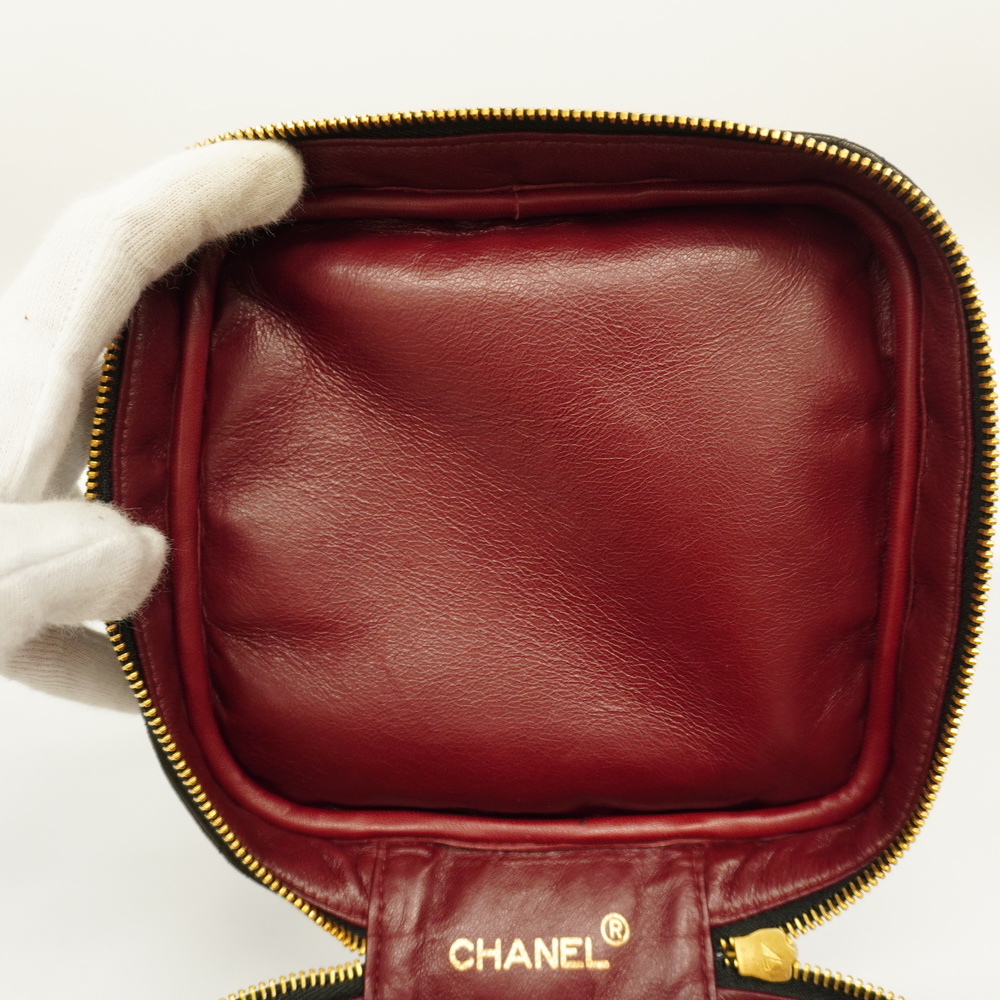 Fashion « Chanel-Vuitton », Sale n°2089, Lot n°98