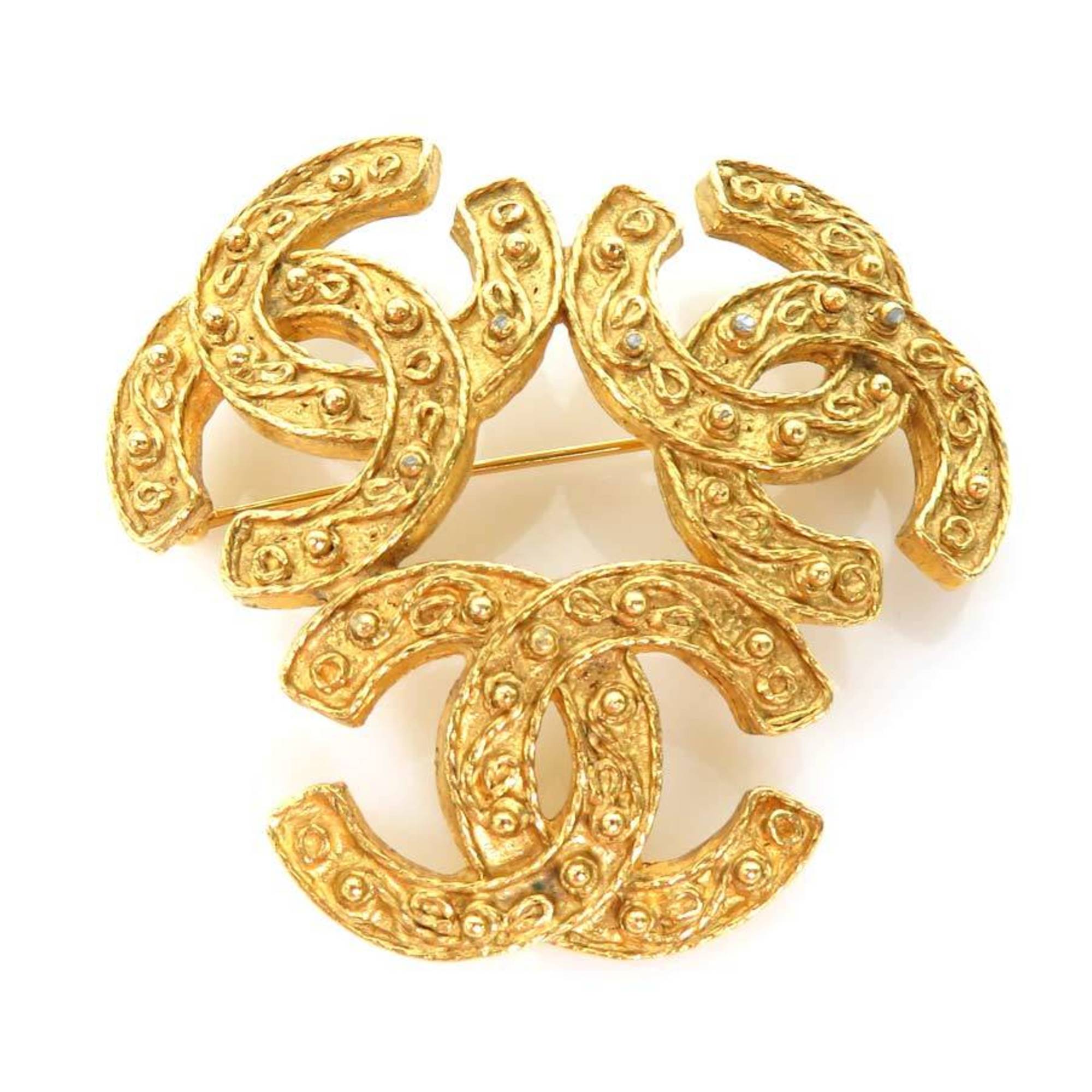 CHANEL brooch triple here mark metal gold ladies