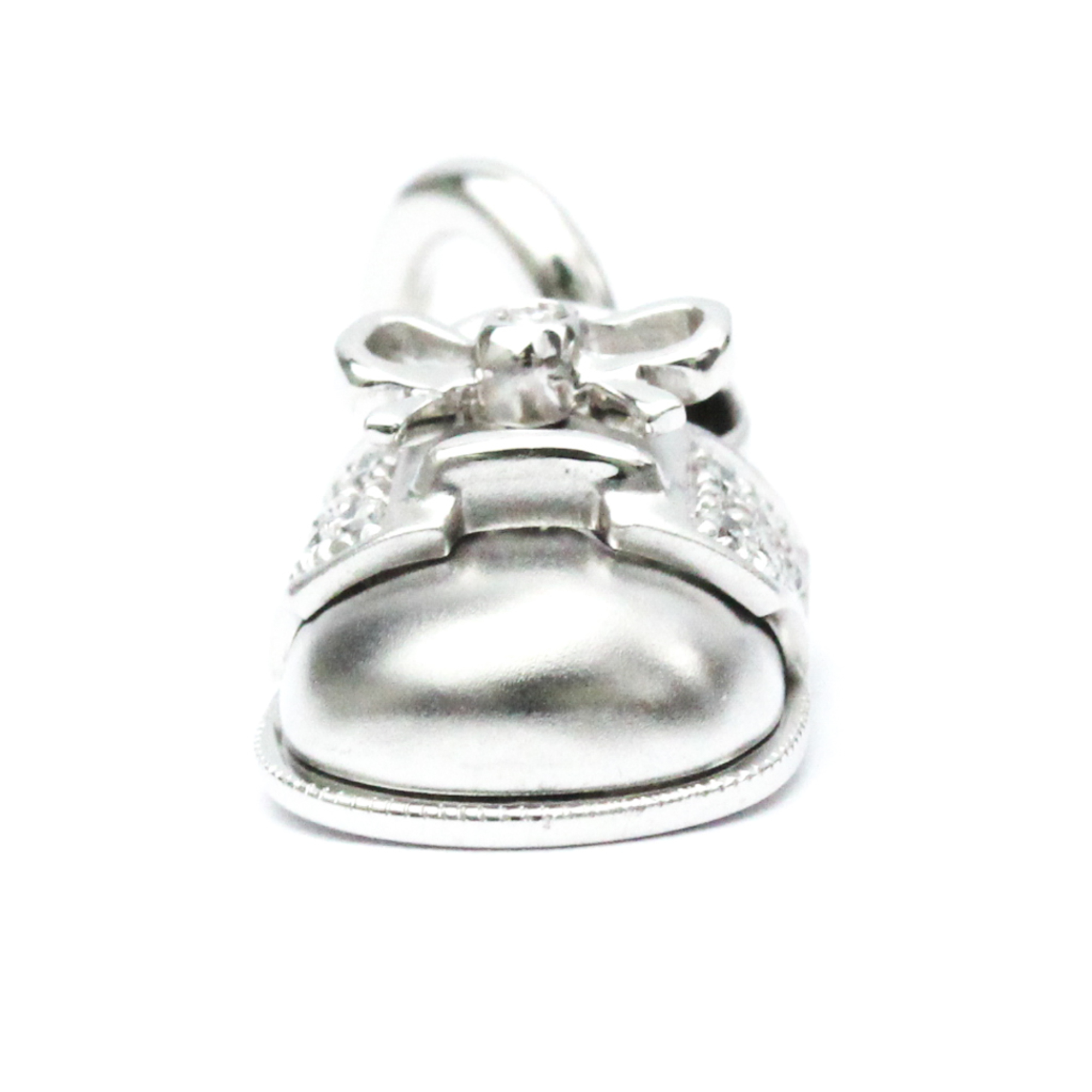 Aaron Basha Shoe Pendant White Gold (18K) Diamond Men,Women Fashion Pendant Necklace (Silver)