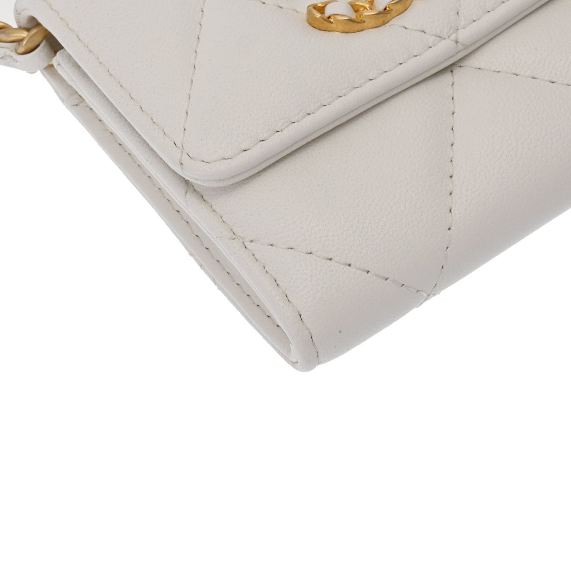 CHANEL Chanel Matelasse 19 Flap Coin Purse Chain Shoulder White Gold AP1787 Women's Lambskin Case