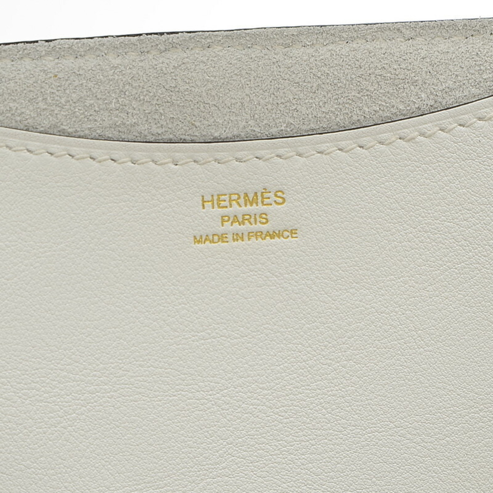 Hermes In The Loop 23 Handbag Taurillon/Swift White Gold Hardware B Stamped