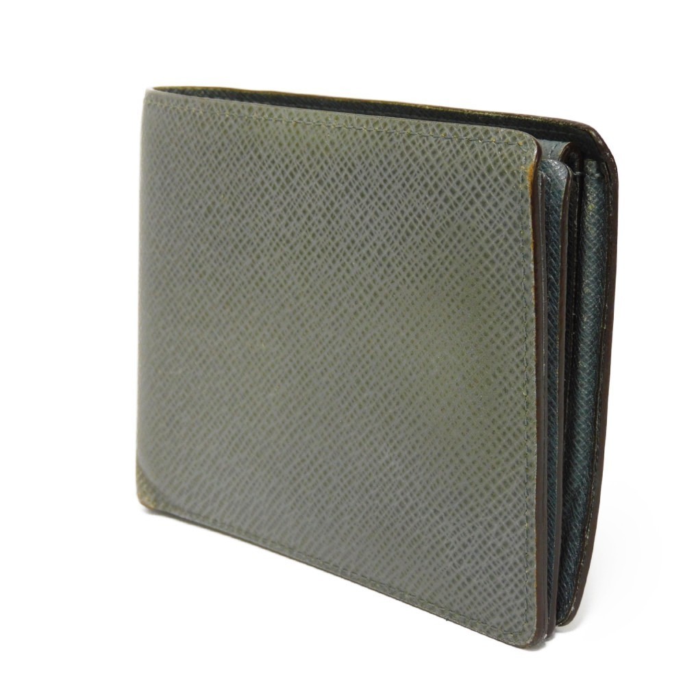 Louis Vuitton Bifold Wallet Taiga Portefeuille Compact Glacier