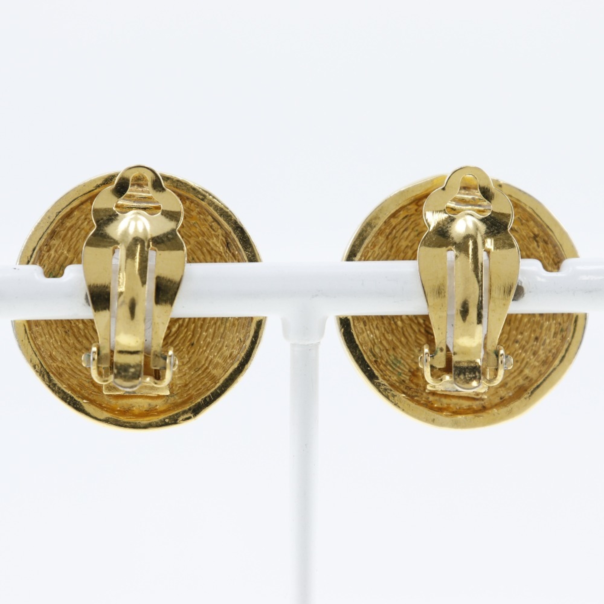 CHANEL COCO Mark Earrings Matelasse Vintage Gold Plated Made in France Ladies