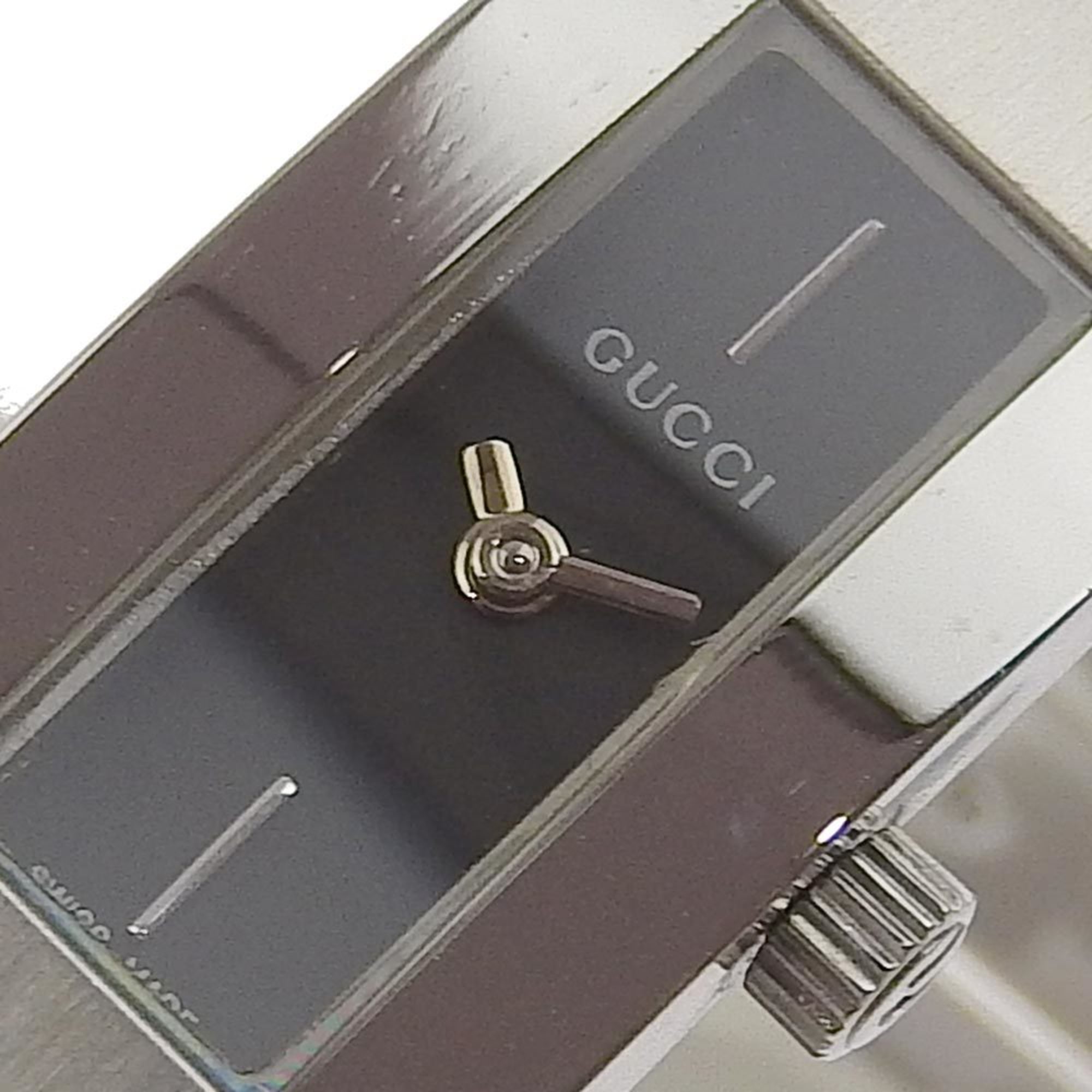 GUCCI G Logo Watch 3600M Stainless Steel Swiss Made Silver Quartz Analog Display Black Dial logo Ladies