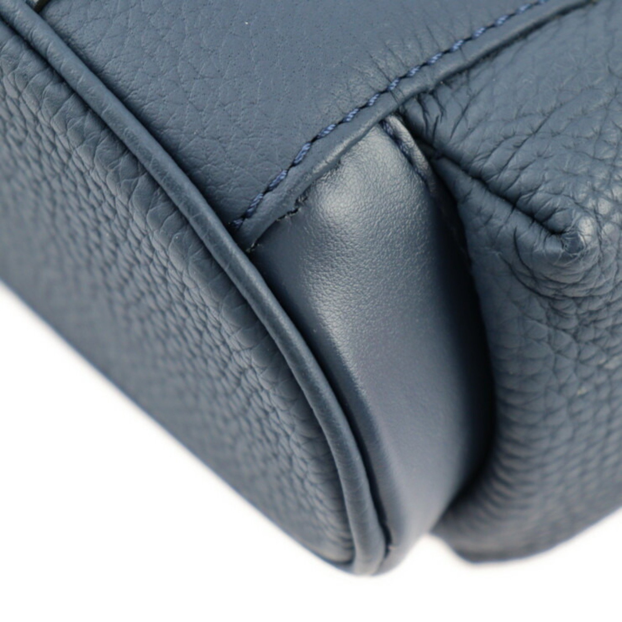 LOUIS VUITTON Christopher Messenger Shoulder Bag M58475 Taurillon Leather Blue Marine Black Hardware Vuitton