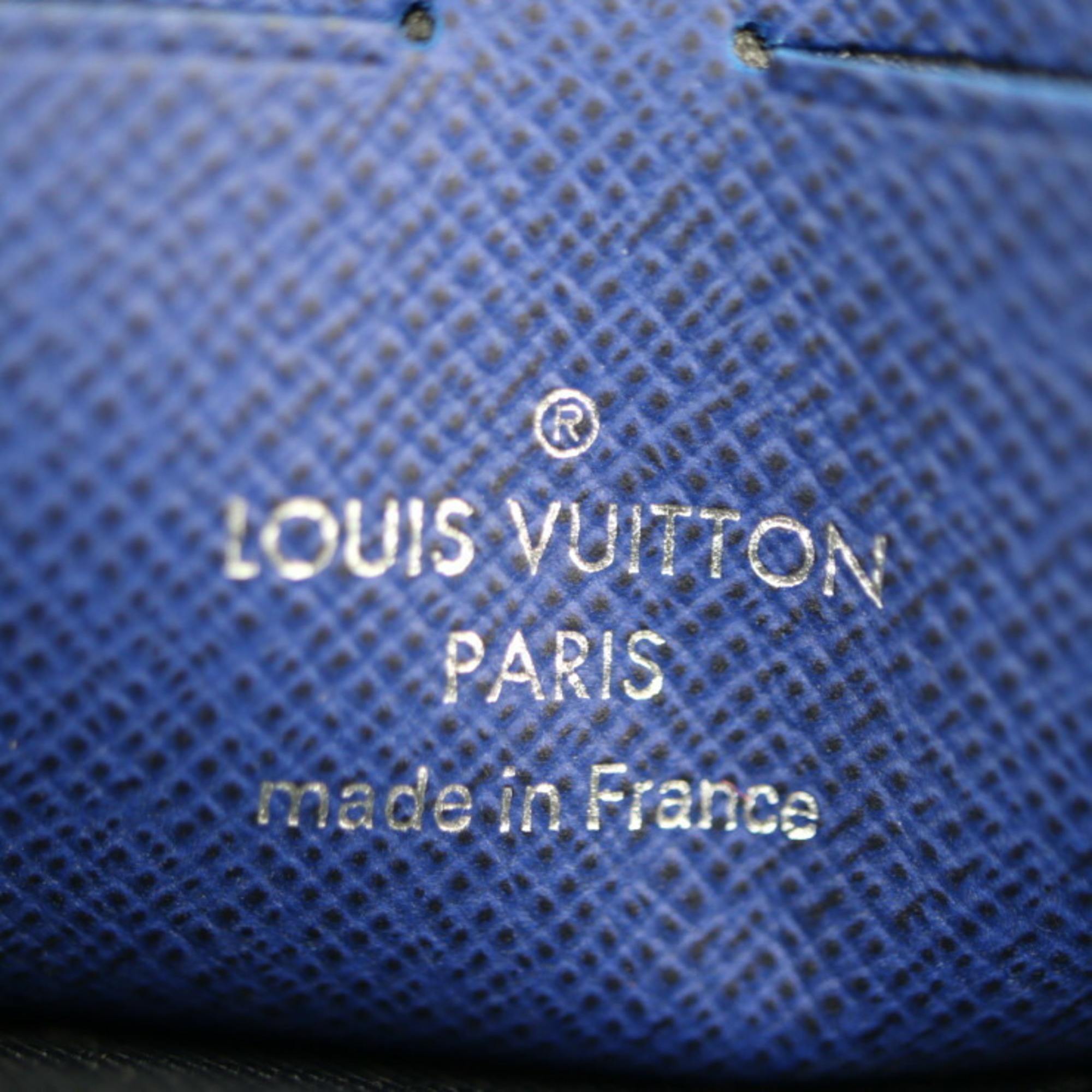 LOUIS VUITTON Louis Vuitton Pochette Voyage MM Second Bag M30399 Taiga Cobalt Silver Hardware Clutch Pouch