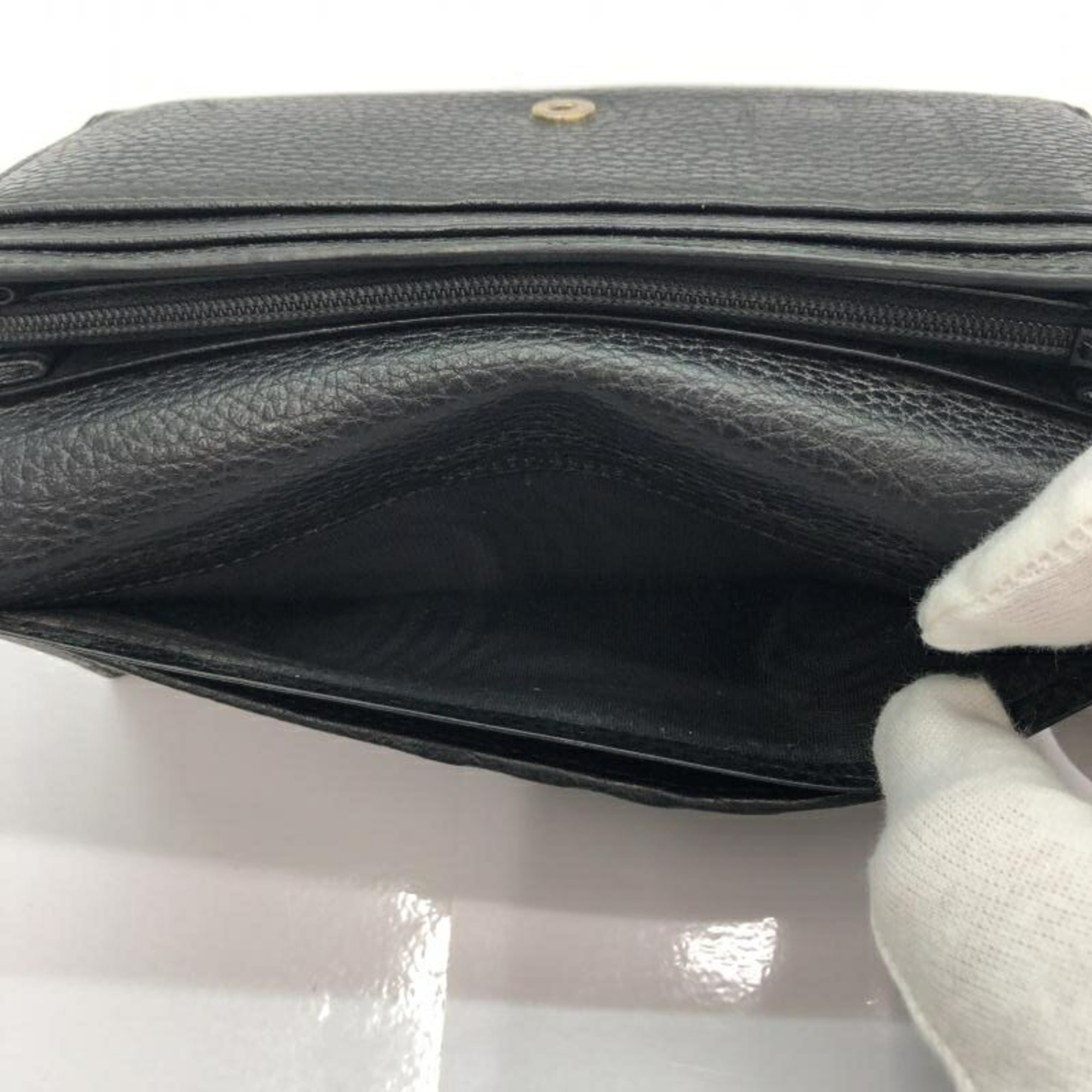 GUCCI leather long wallet Gucci