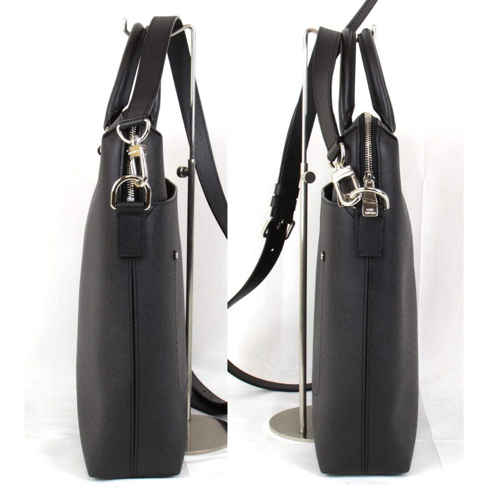 LOUIS VUITTON Louis Vuitton Gregory M30211 Tote Bag Taiga Black Ladies