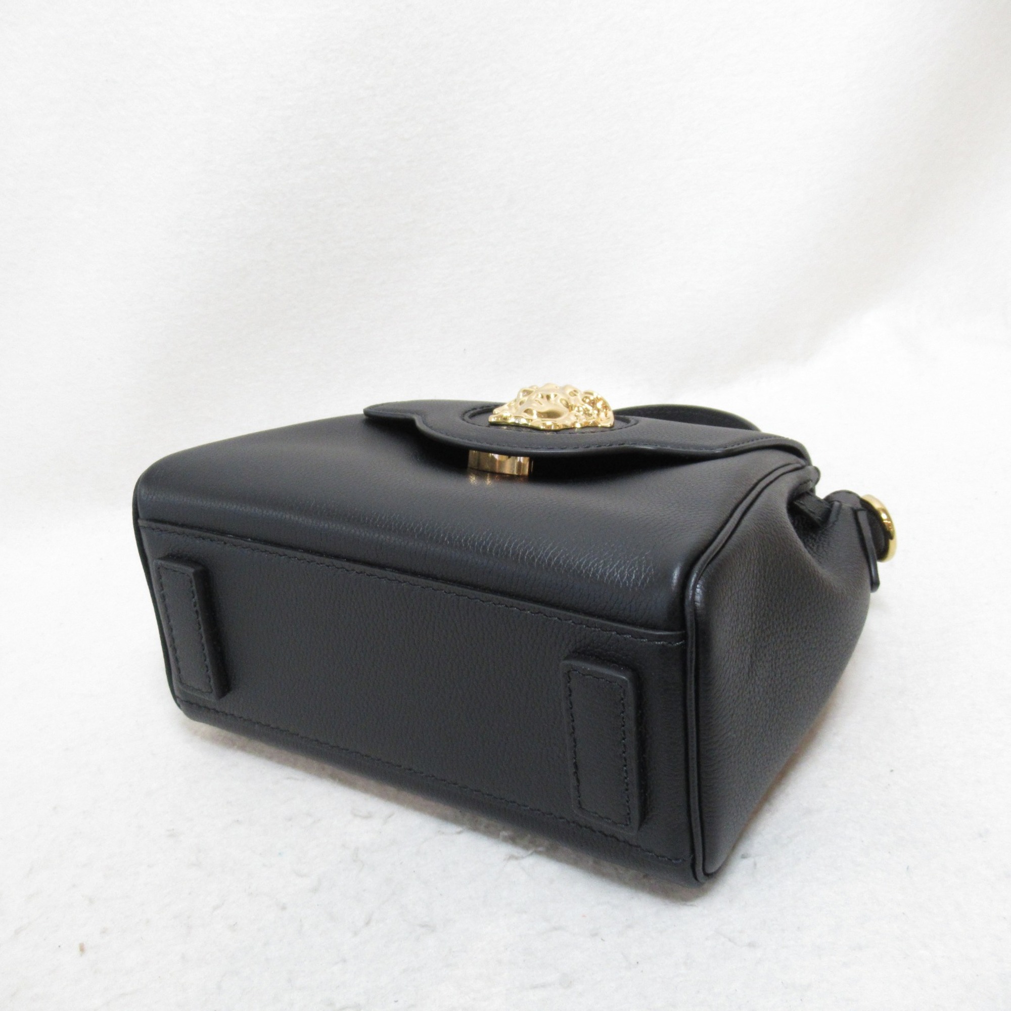 VERSACE ChainShoulder handbag Black leather DBFI040DVIT2TKVO41