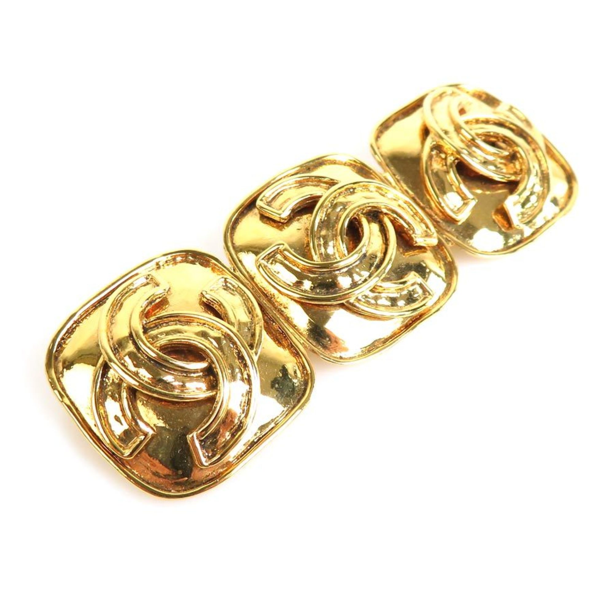 CHANEL brooch here mark metal gold ladies