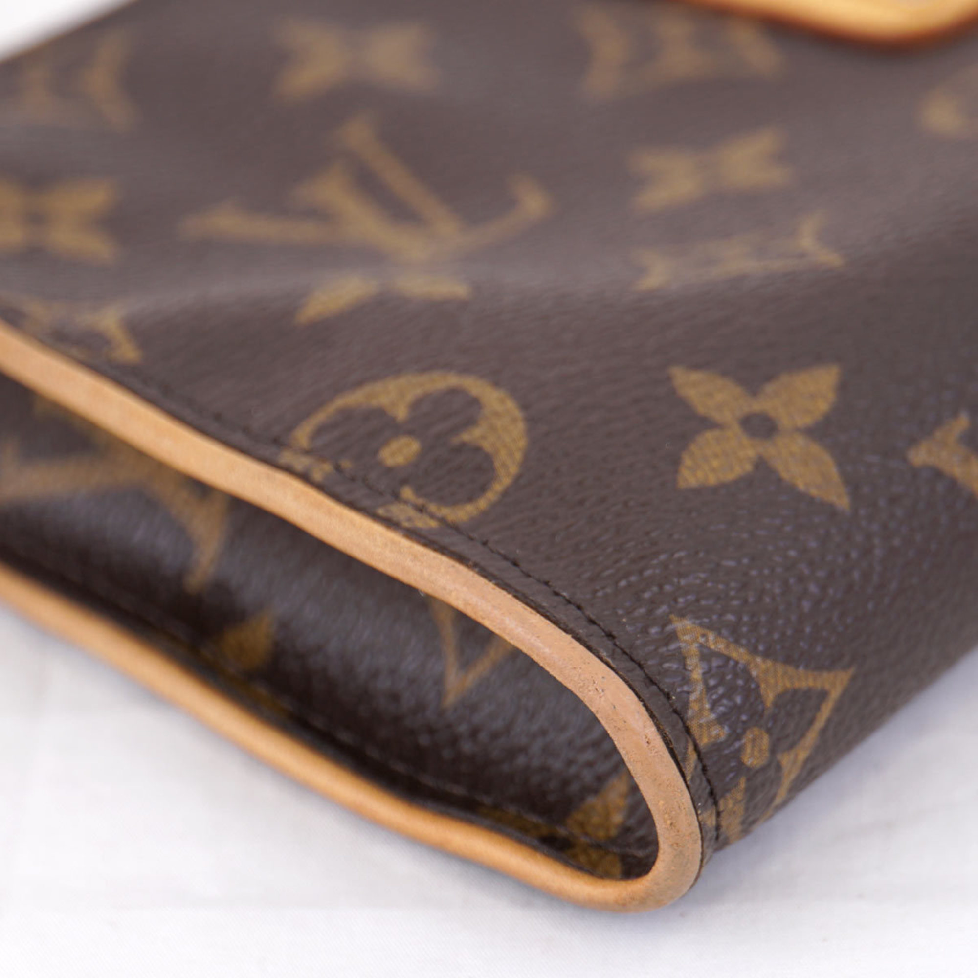 LOUIS VUITTON Louis Vuitton Sophie M40158 Clutch Bag Monogram Canvas Women's