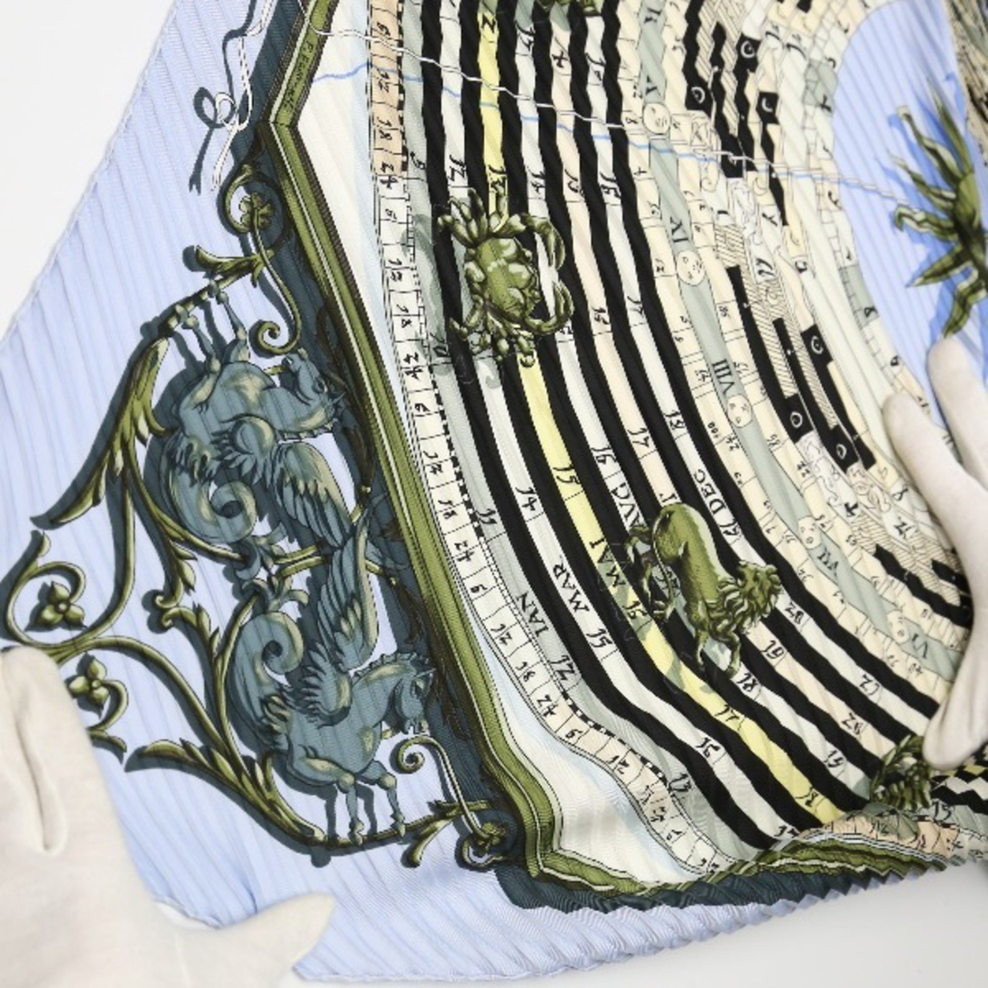 HERMES Carre Pleated Scarf Hermes Light Blue