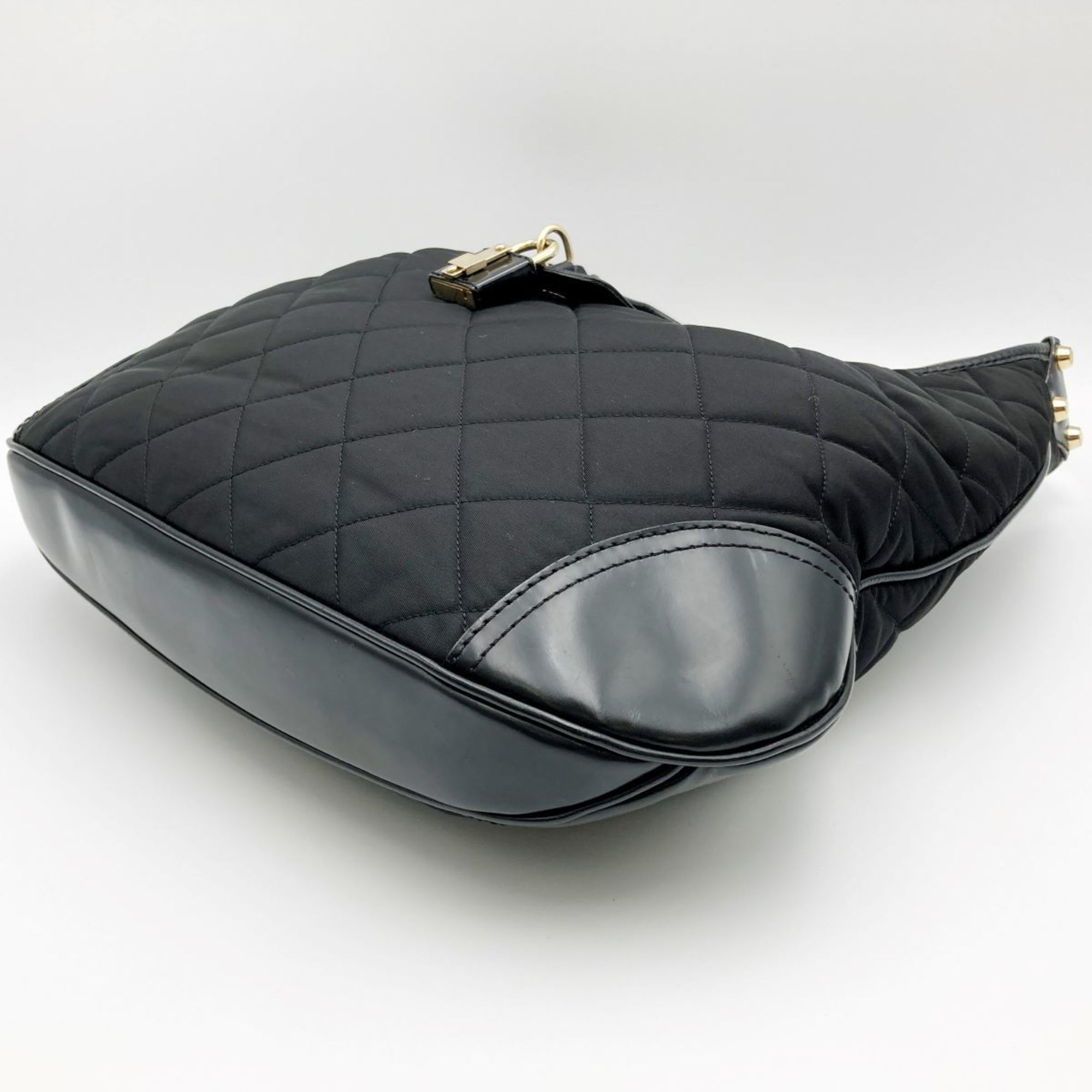 BURBERRY Shoulder Bag Hobo Quilted Black Nylon Leather Ladies
