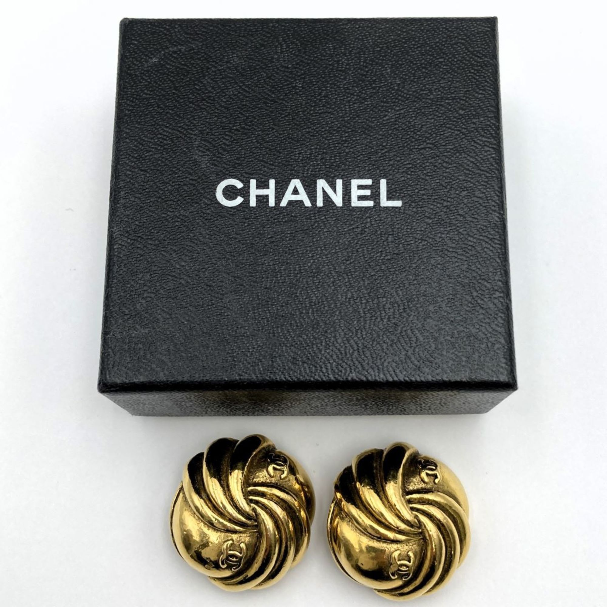 CHANEL Chanel Earrings Double Coco Mark Accessories Gold Ladies Fashion Vintage
