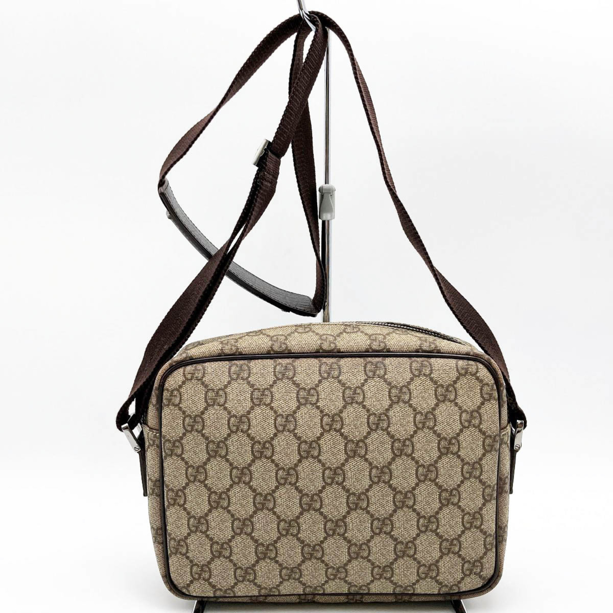 GUCCI Gucci GG Supreme Shoulder Bag Crossbody Brown Pattern Ladies Men's 114291