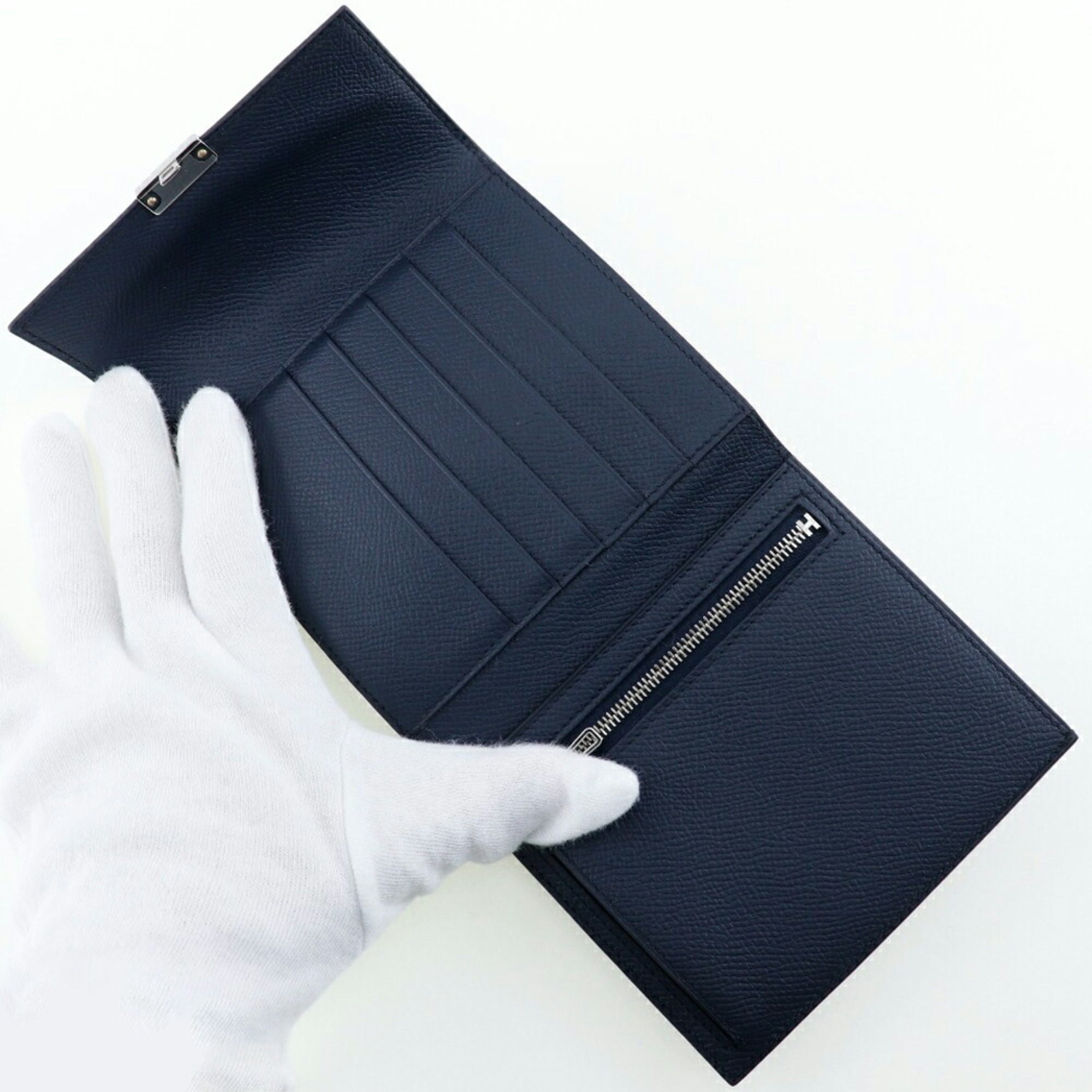 HERMES Click 12 Bifold Wallet Vaux Epson Made in France 2020 Black Y Flap Unisex