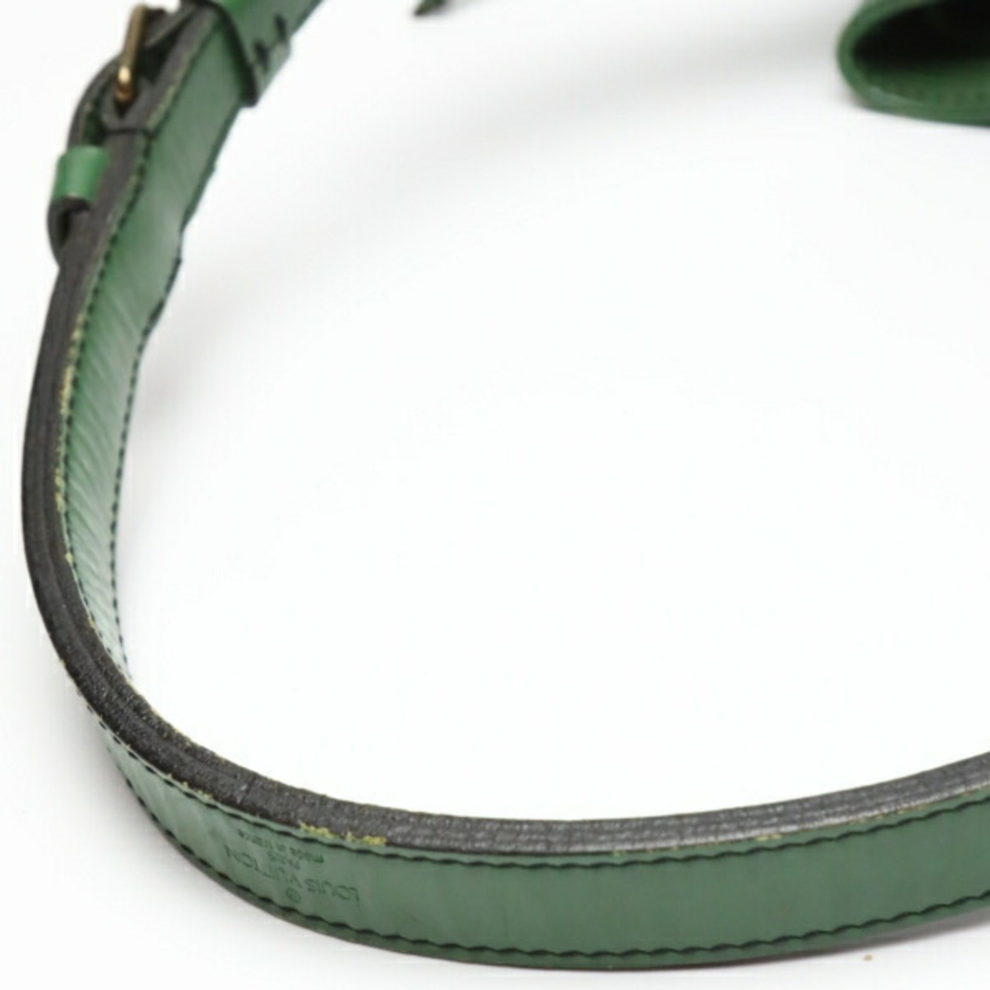 LOUIS VUITTON Petit Noe Epi Drawstring M44104 Louis Vuitton Borneo Green Shoulder Bag LV