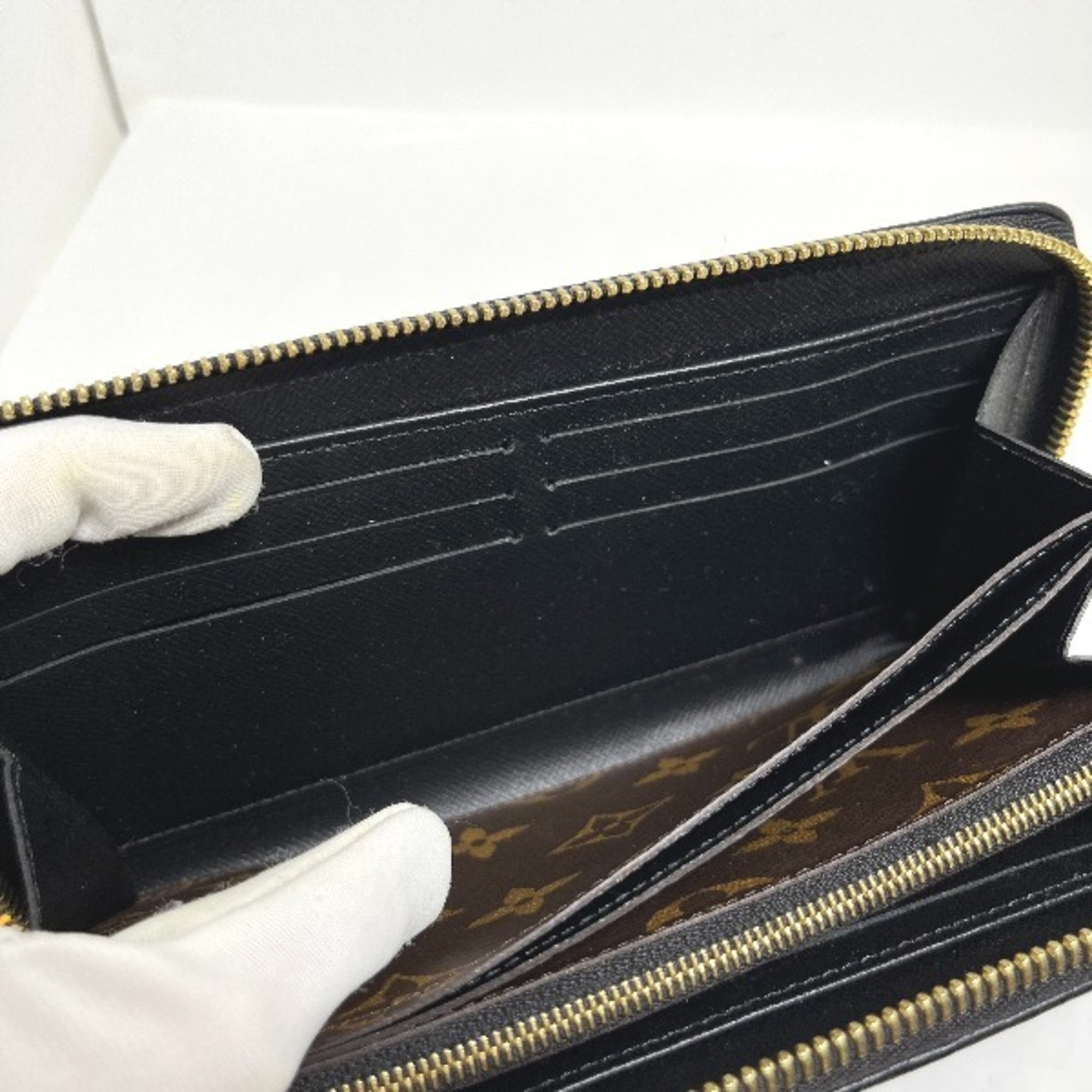 LOUIS VUITTON Round Zipper Monogram Zippy Wallet M61855 Louis Vuitton Noir Long LV