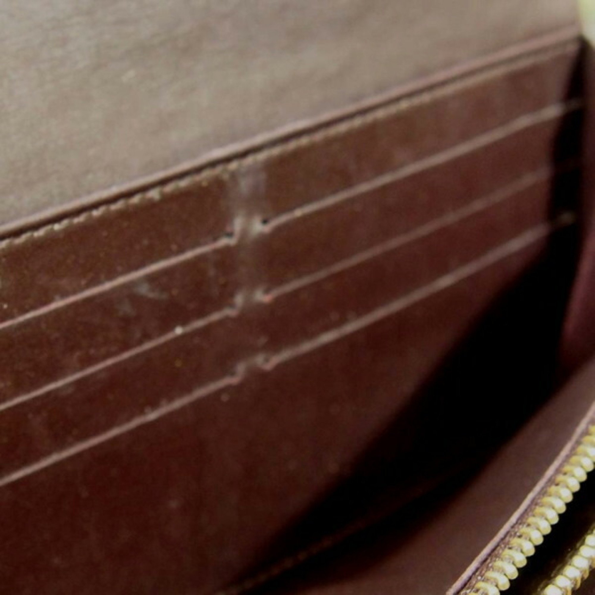 LOUIS VUITTON Portefeuille Sala Vernis with bi-fold zipper M93524 Louis Vuitton Amaranto long wallet LV