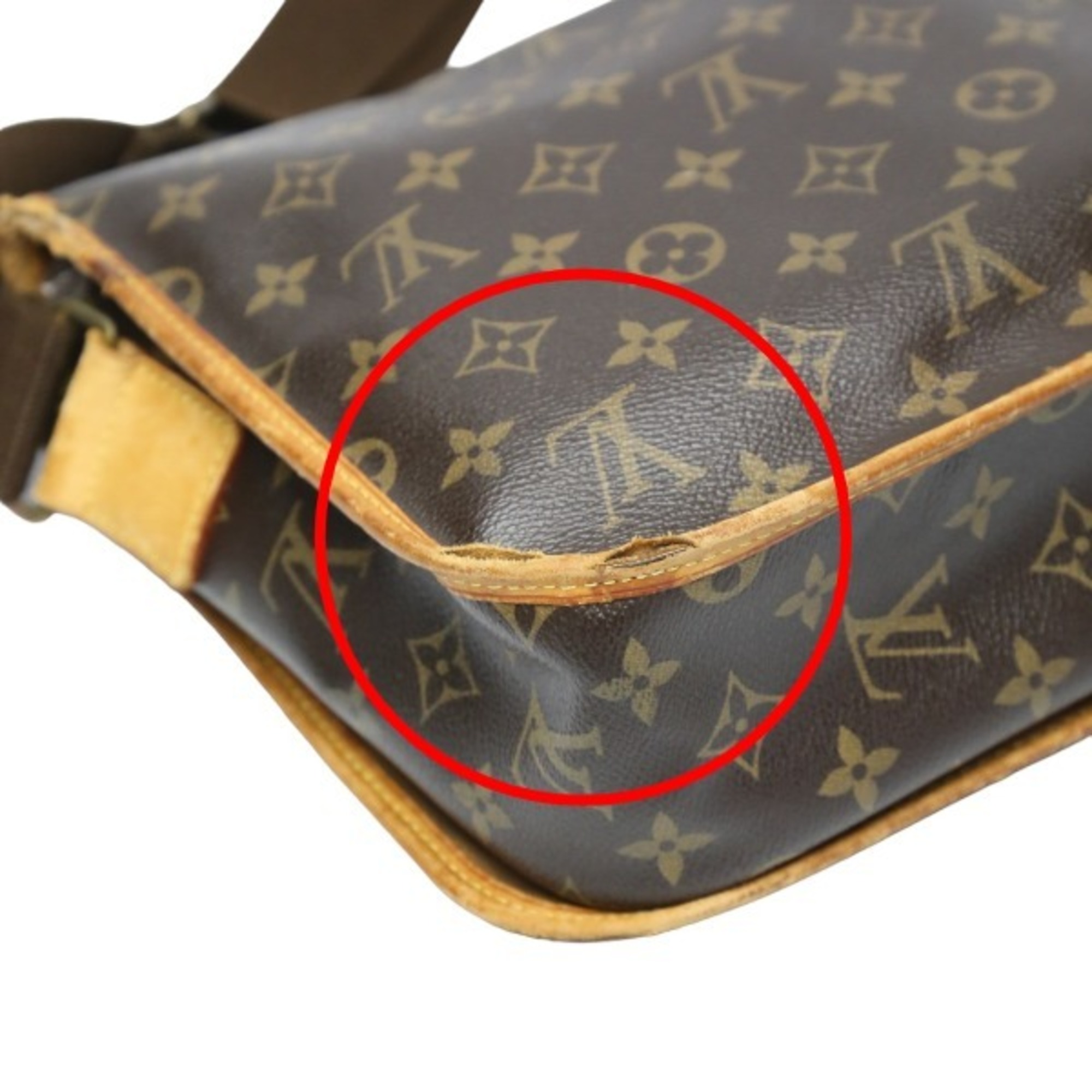 LOUIS VUITTON Monogram Messenger PM/Bosfall M40106 Louis Vuitton Brown Shoulder Bag LV