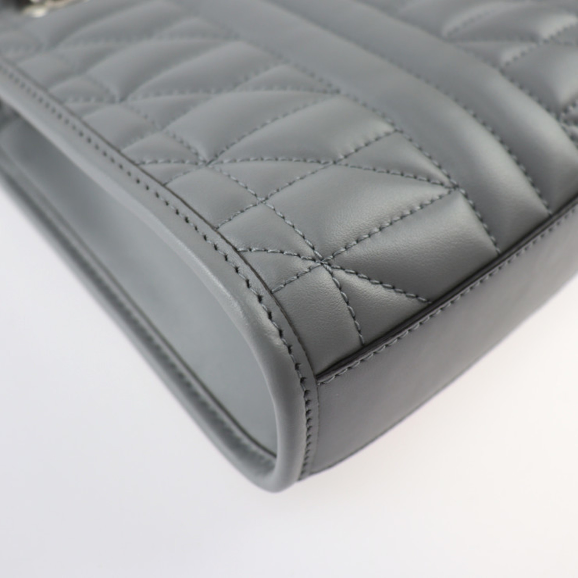 GUCCI GG Marmont Handbag 696123 Leather Gray Silver Hardware 2WAY Shoulder Bag Quilting