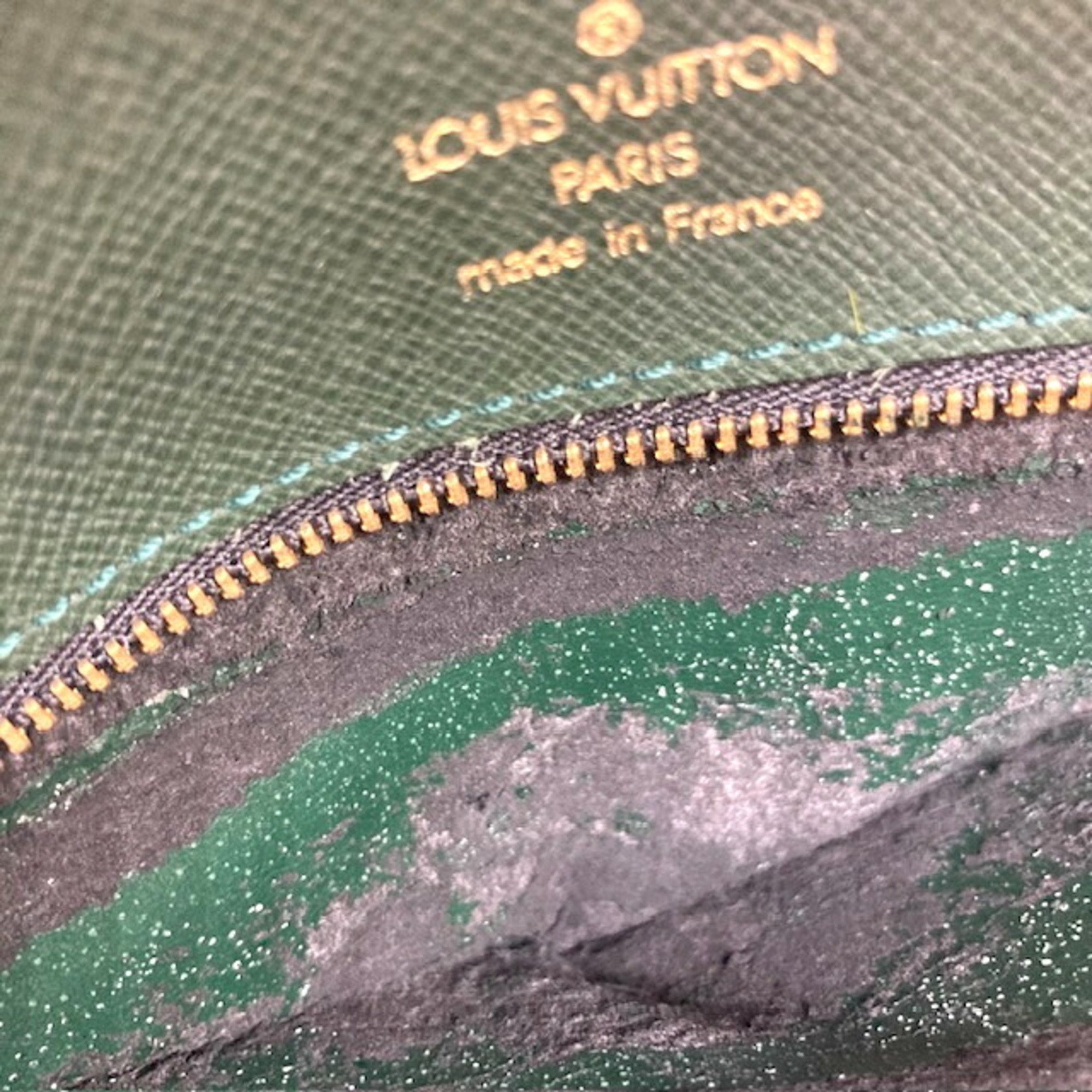 LOUIS VUITTON Second Bag Taiga Epicea M30194 Pochette Clad Clutch Women Men Green