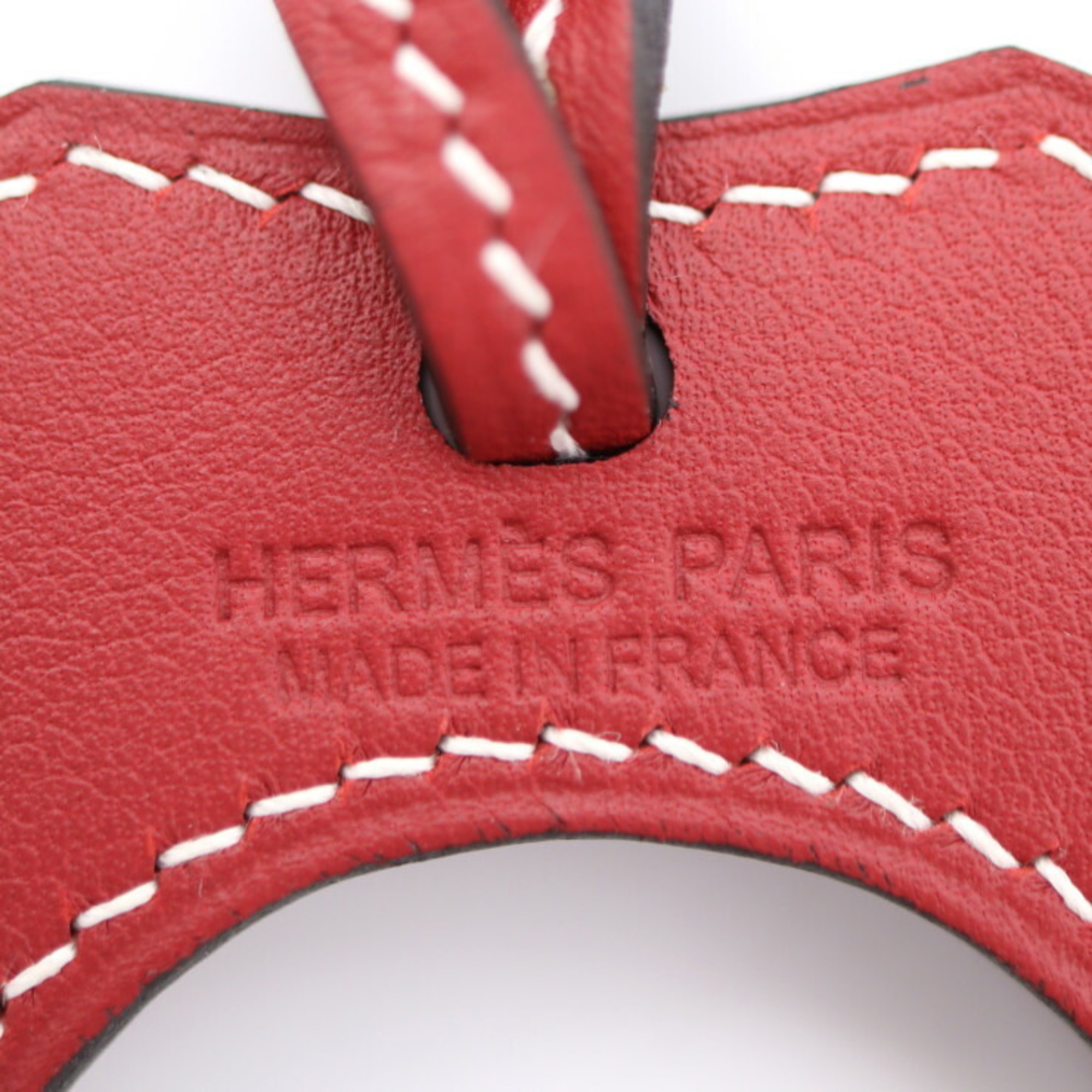 HERMES Paddock Faire a Cheval Other Accessories Vaux Swift Rouge Grena Bag Charm Horseshoe